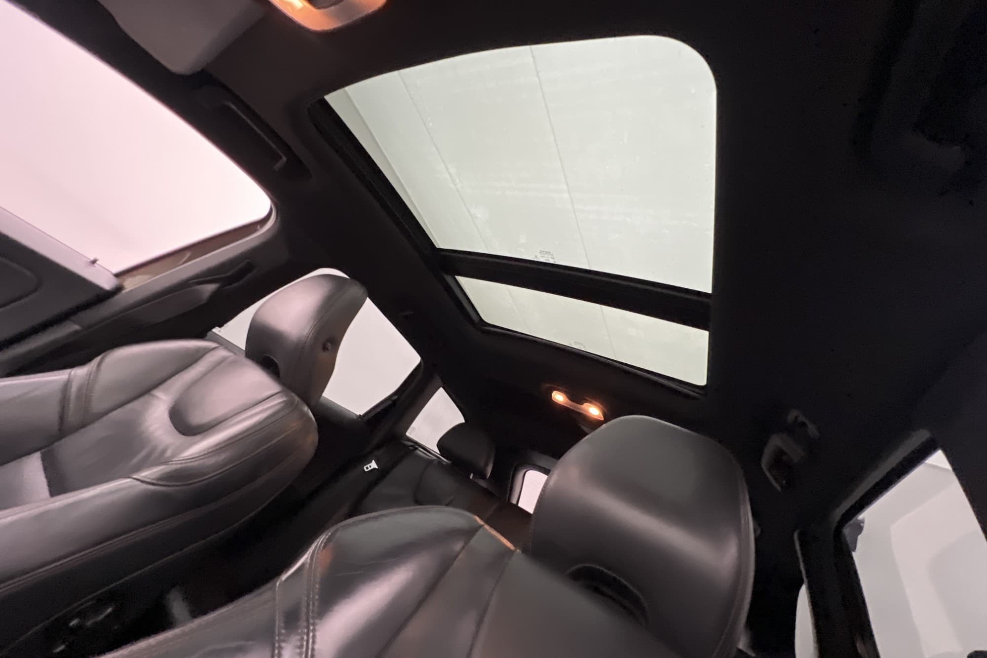 Volvo XC60 D4 AWD Summum VOC Värmare Drag Pano Navi Skinn