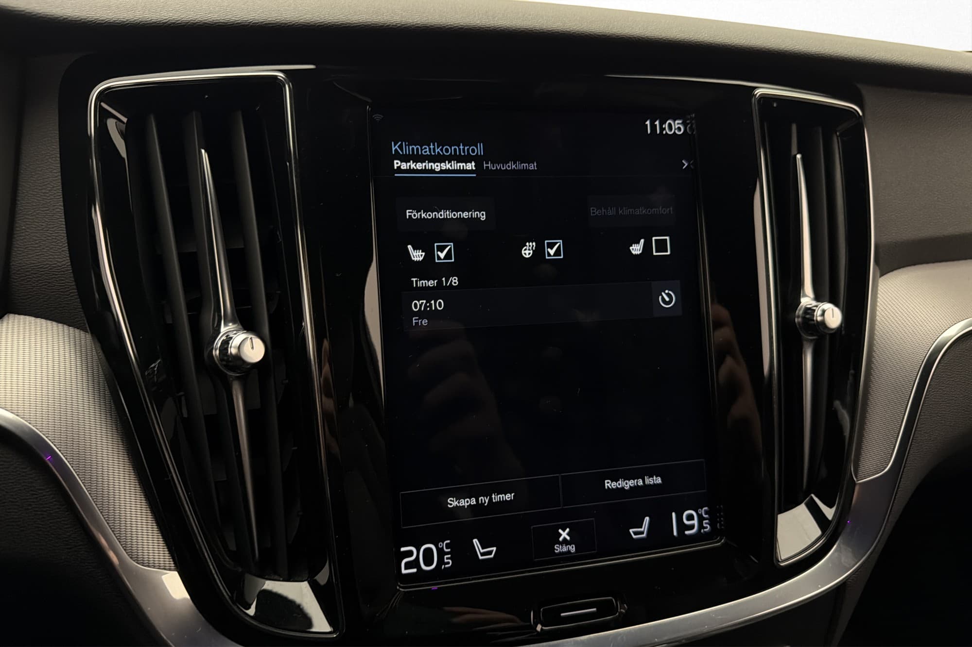 Volvo V60 T8 Recharge 392hk AWD R-Design Värmare 360° Drag