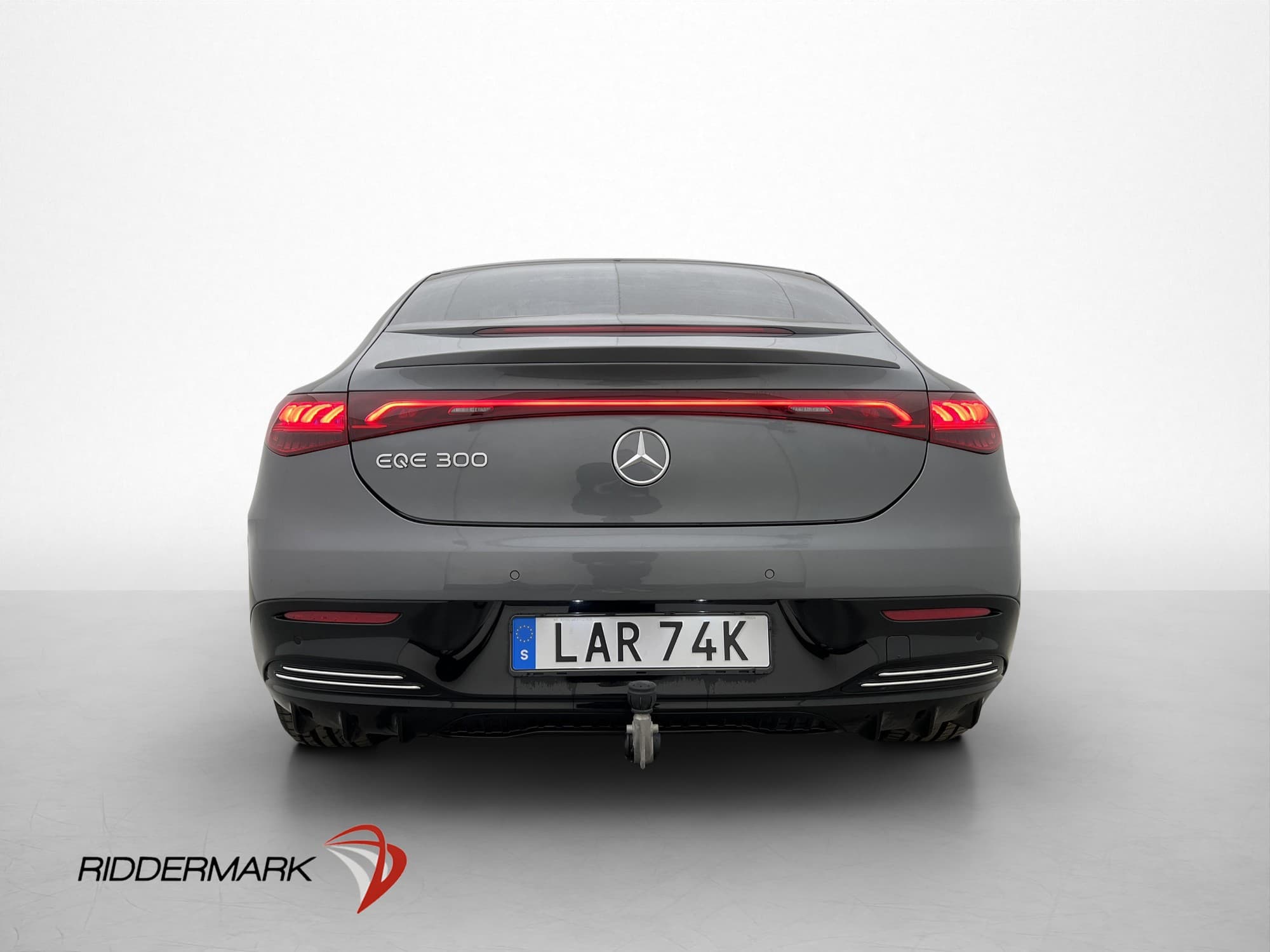 Mercedes-Benz EQE 300 89 kWh AMG Värmare Dragkrok Kamera