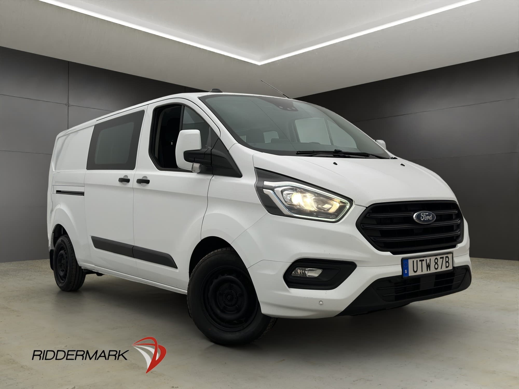 Ford Transit Custom CrewVan L2 Värm Dragkrok B-Kamera 6-Sits