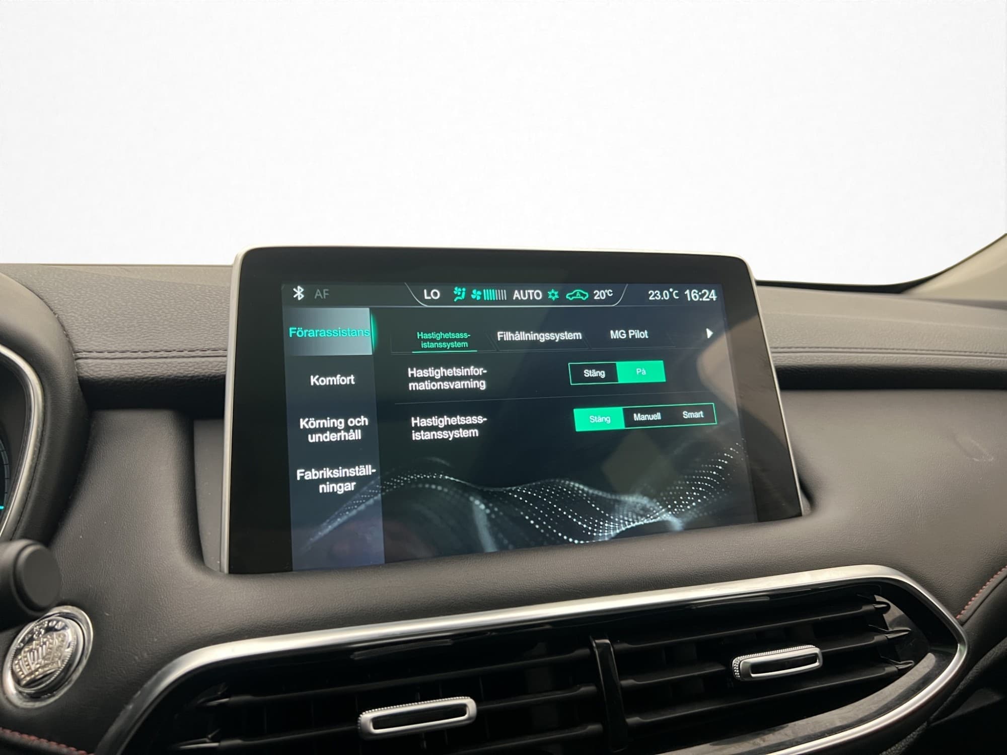 MG EHS PHEV EDU II 258hk Pano 360° Kamera Navi Läder
