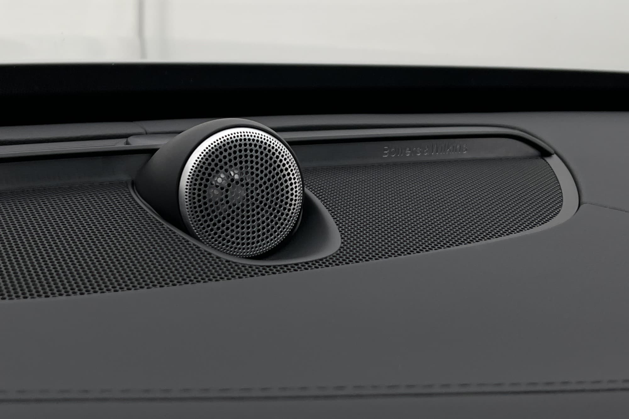 Volvo XC90 Recharge T8 Ultimate Dark 7-Sits B&W Pano Drag