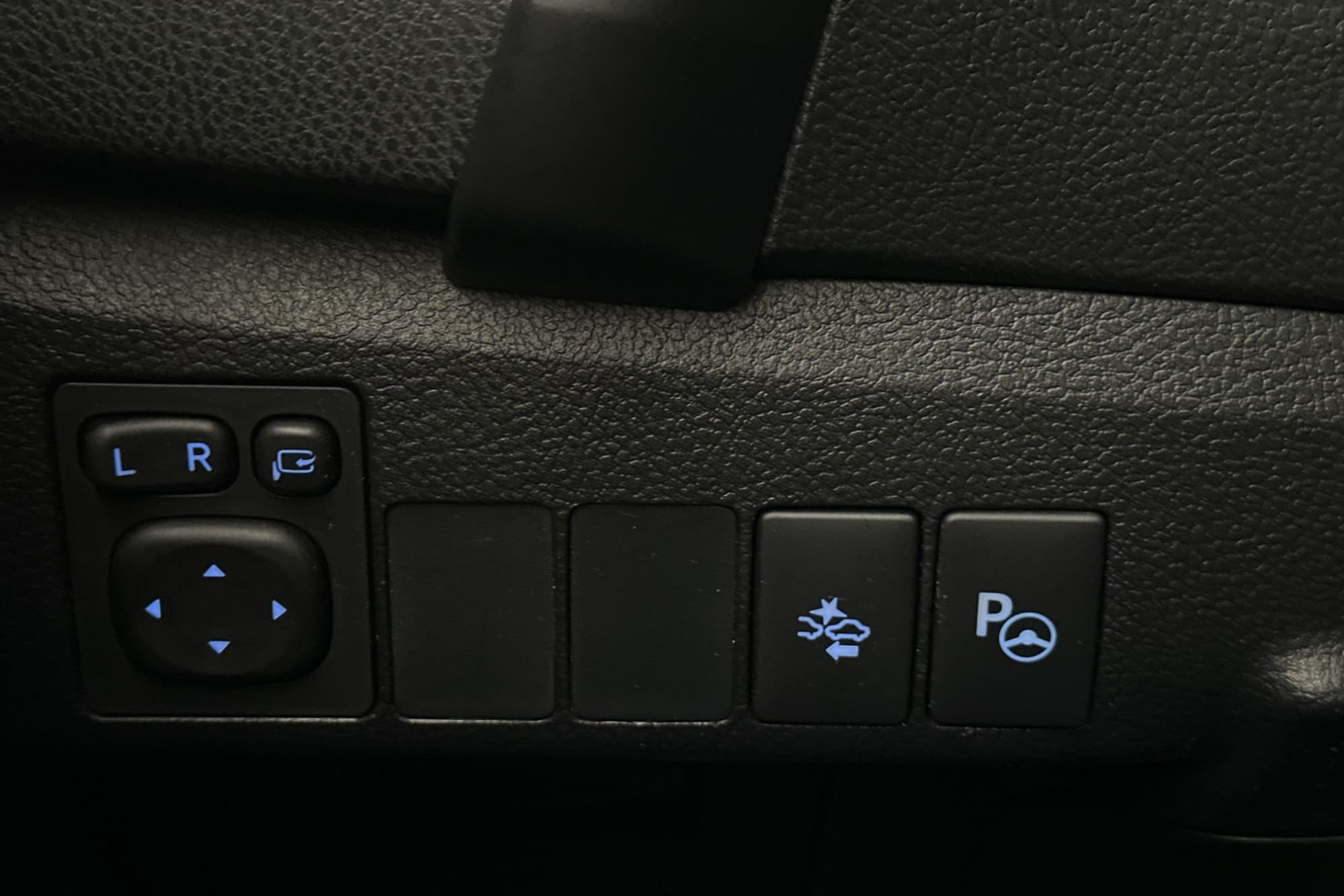 Toyota Auris Sports Hybrid Executive Värmare Kamera Sensorer