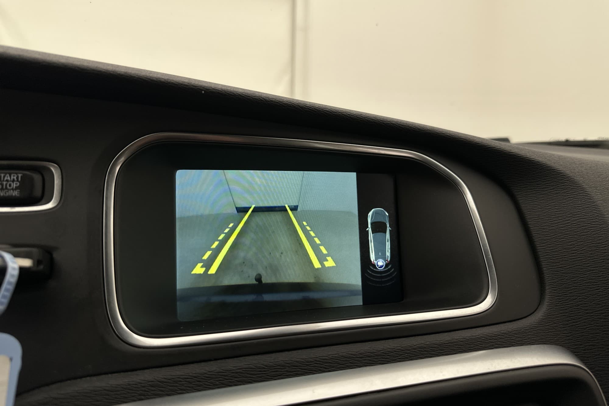 Volvo V40 D3 150hk Momentum Värmare Kamera Drag 0.38l/Mil