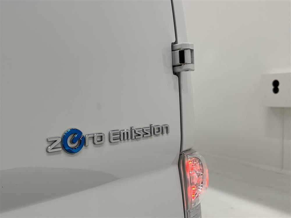 Nissan e-NV200 40 kWh Aut 109hk B-kamera Nyservad Moms 