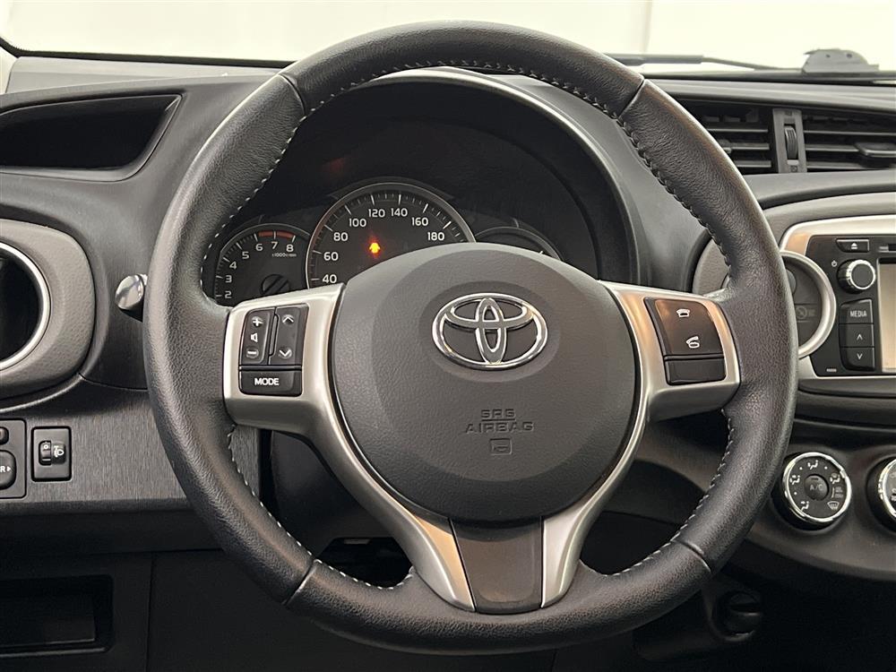 Toyota Yaris 1.33 Dual VVT-i 99hk B-Kam 2 Brukare Nyservad