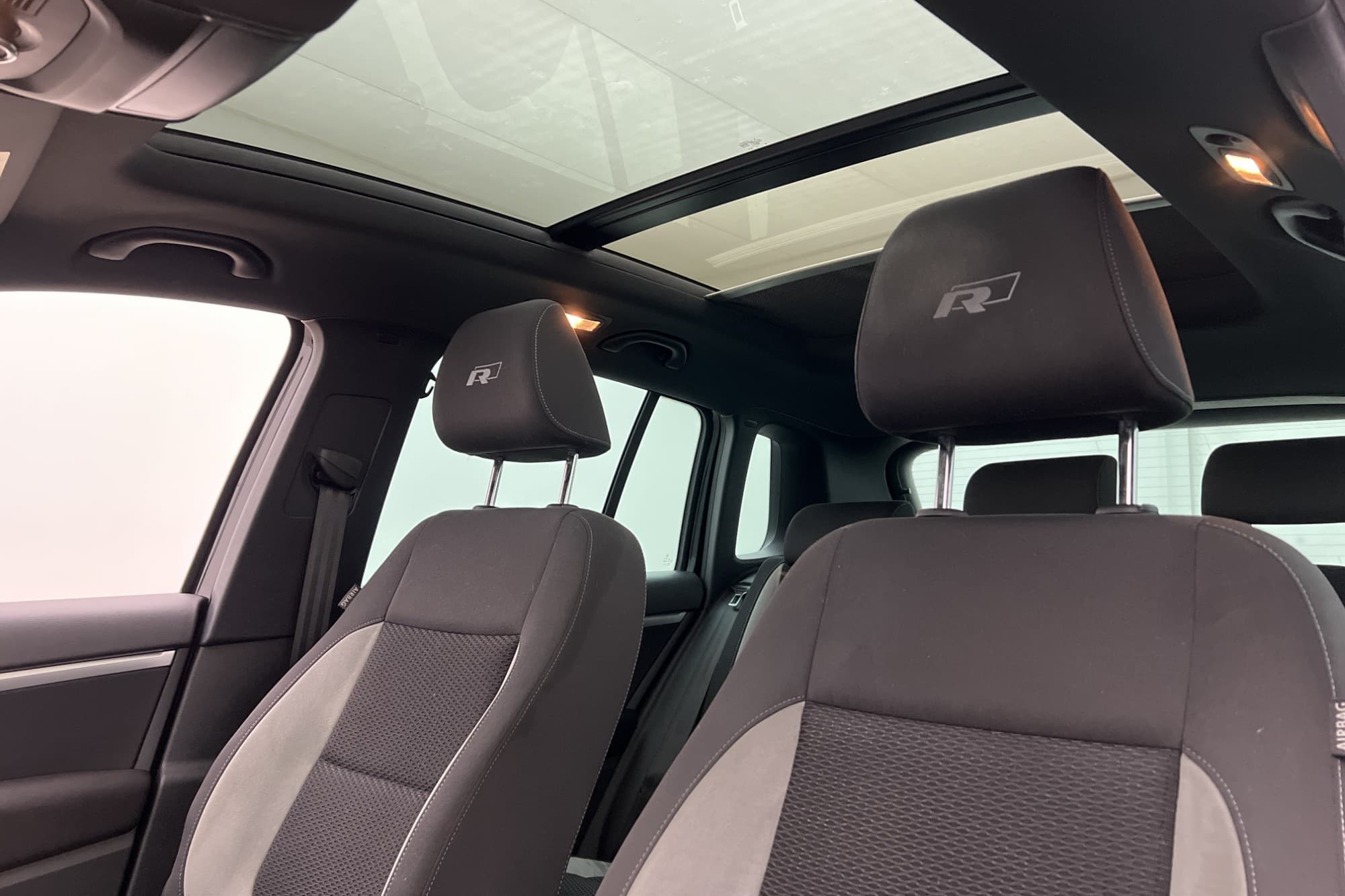 Volkswagen Tiguan 1.4 TSI 4M R-Line Pano P-Värm Kamera Drag