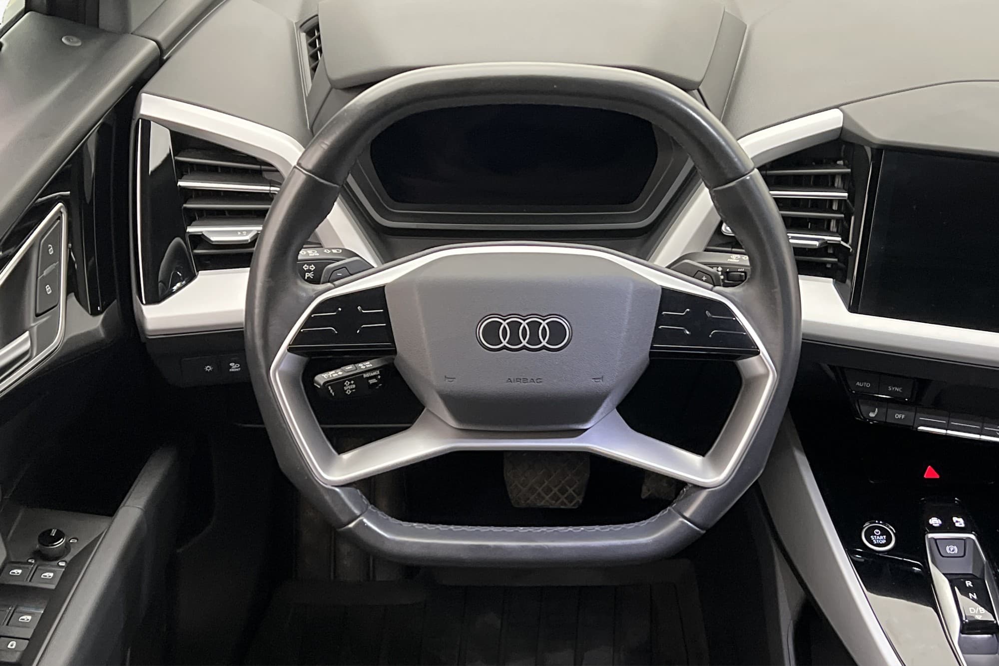 Audi Q4 E-Tron 50 Sportback Quattro Kamera CarPlay Navi MOMS