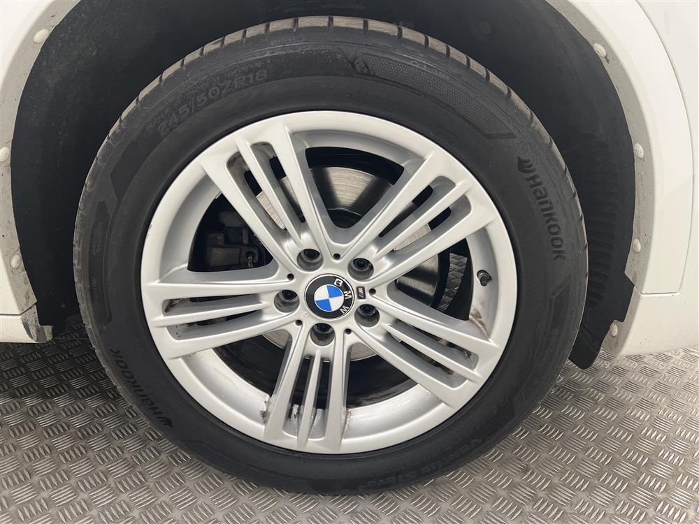 BMW X3 xDrive20d 190hk M Sport Svart Innertak 0,52L/milinteriör