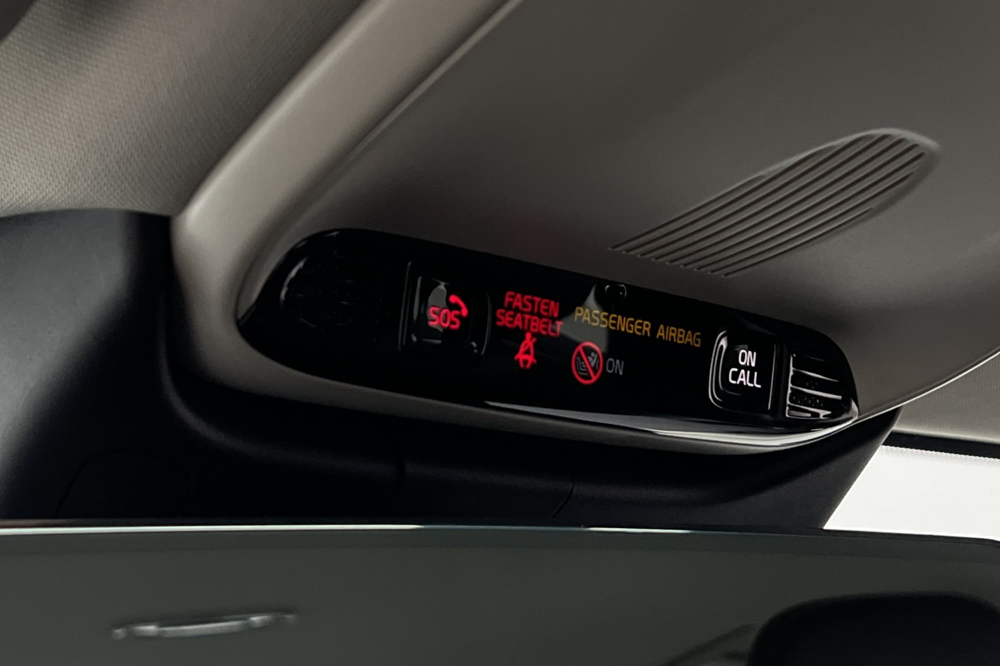 Volvo V60 D3 150hk Momentum VOC Värmare Kamera CarPlay