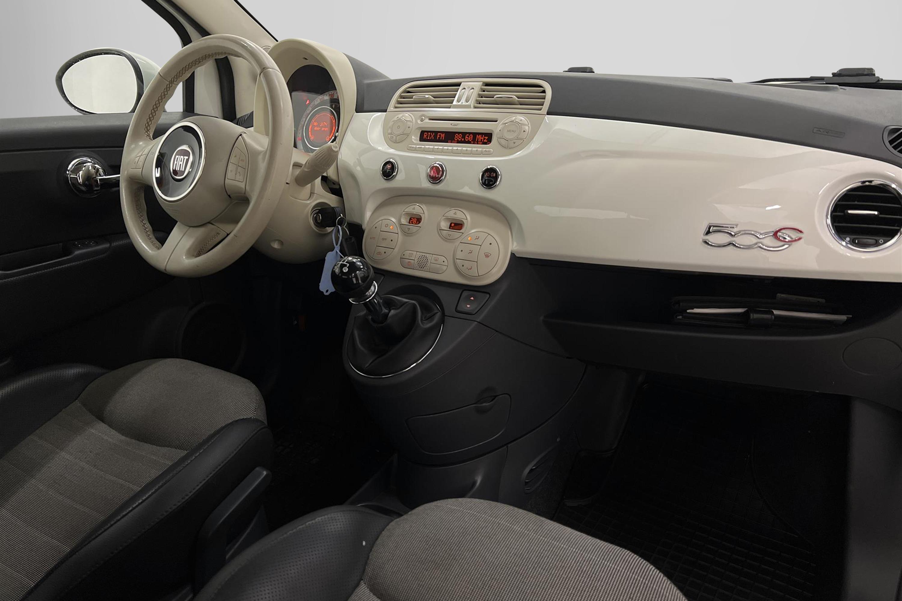 Fiat 500C 1.2 69hk Lounge Låg Skatt 0,48L/milinteriör