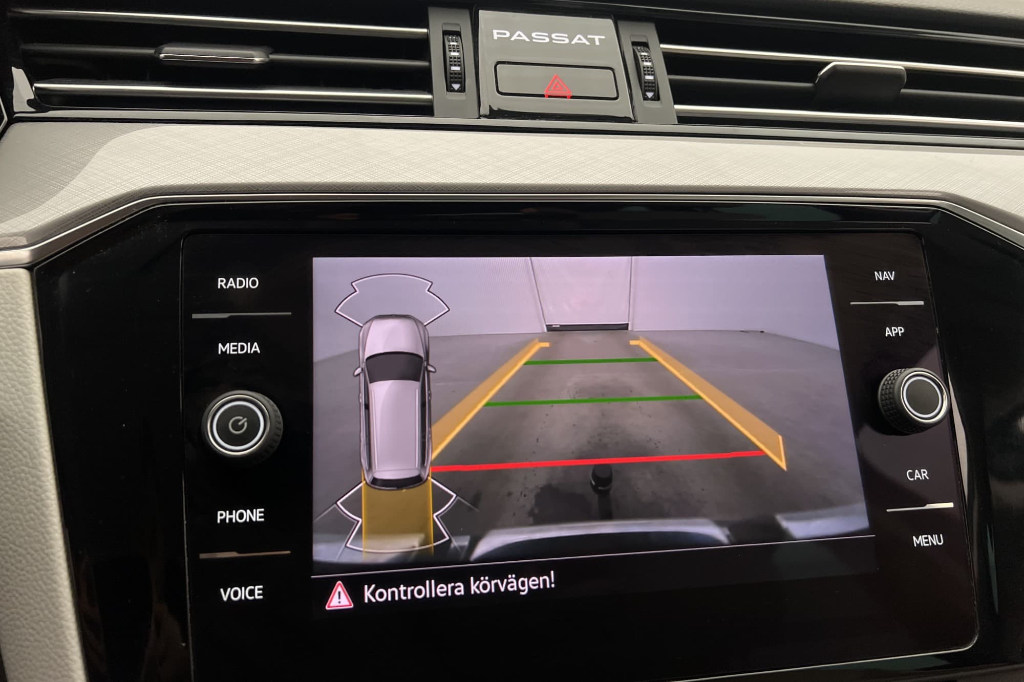 Volkswagen Passat GTE 218hk Kamera Navi CarPlay Drag MOMS