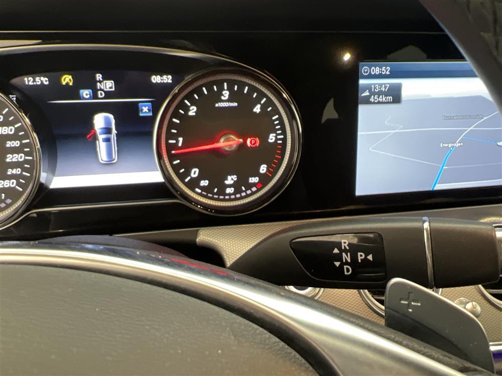 Mercedes E 220d Kombi AMG Välserv GPS B-kam Drag 0,42l/milinteriör