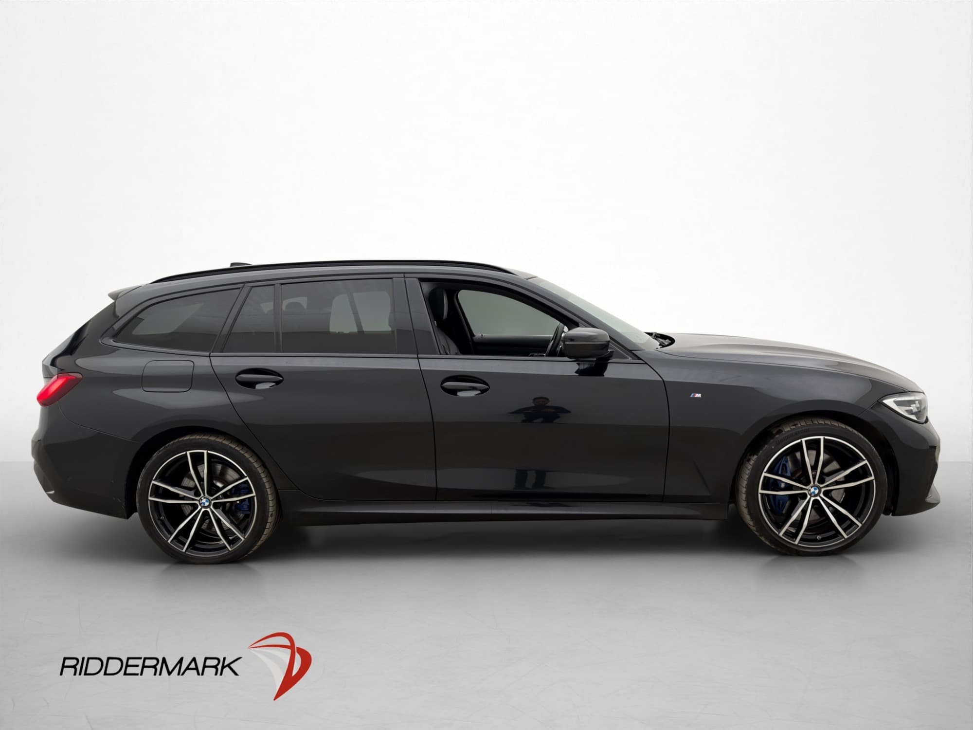 BMW 330e Touring M Sport Pano Skinn Kamera Hifi MOMS 292hk