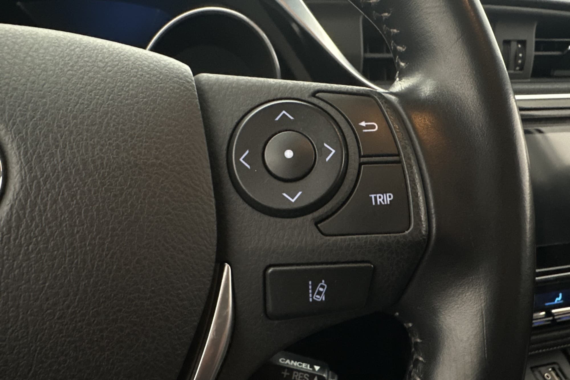 Toyota Auris Sports Hybrid Executive Värmare Kamera Sensorer