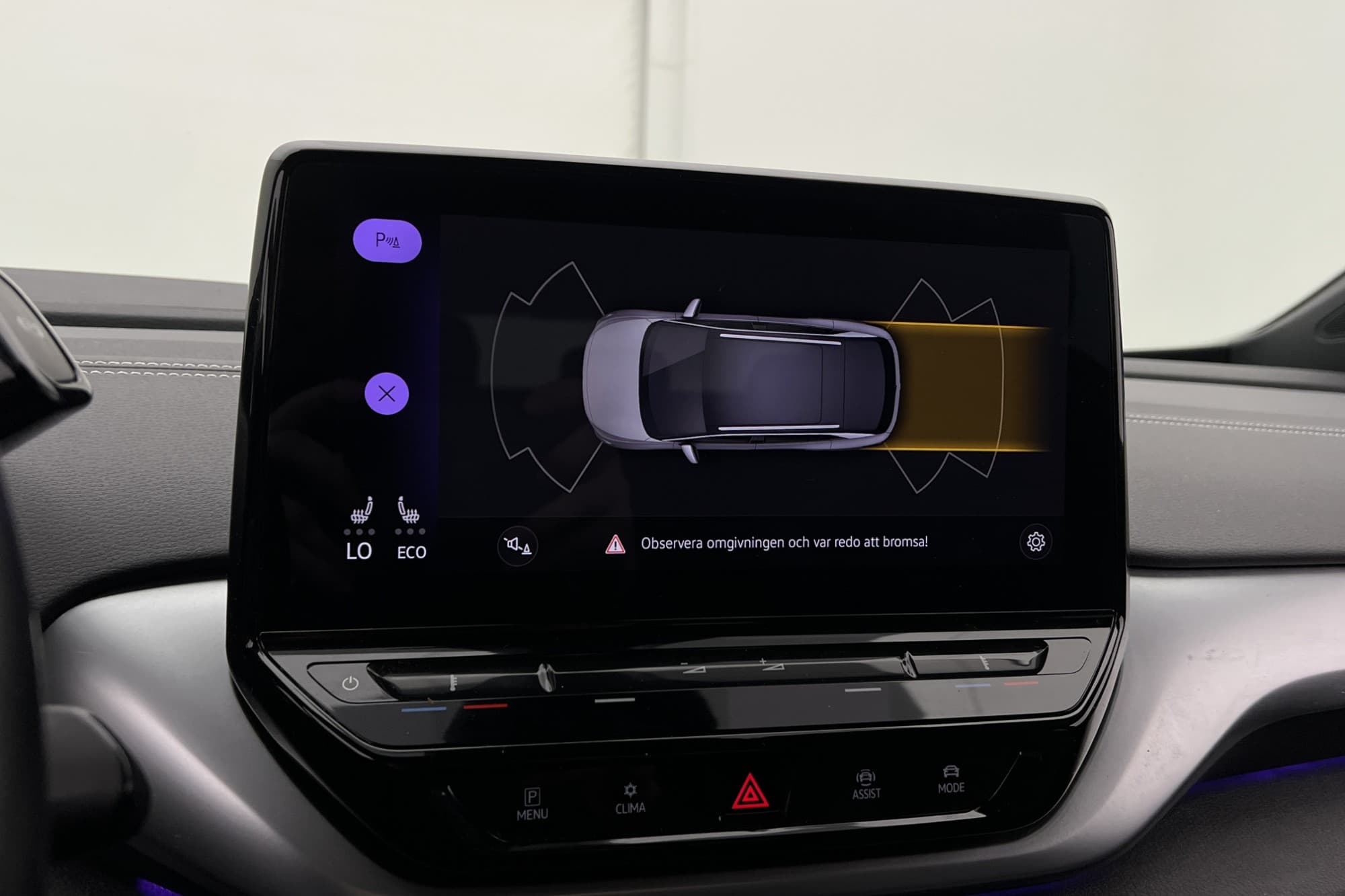 Volkswagen ID.4 Pro Performance Värm CarPlay Navi Drag MOMS