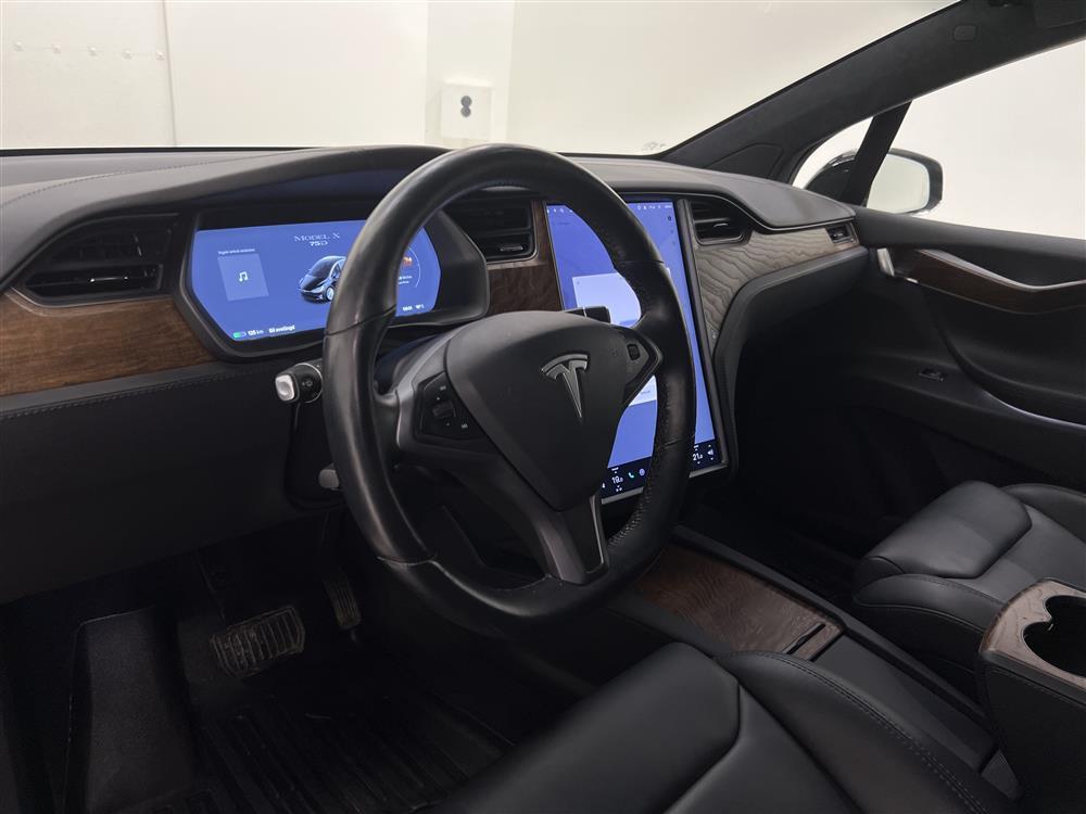 Tesla Model X 75D AWD 333hk Uppgraderad autopilot Svensksåld