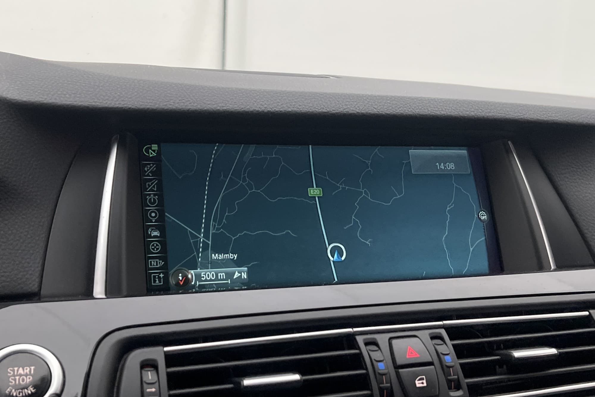 BMW 520 d xDrive M Sportratt Värmare Skinn Kamera 4-Zon Drag