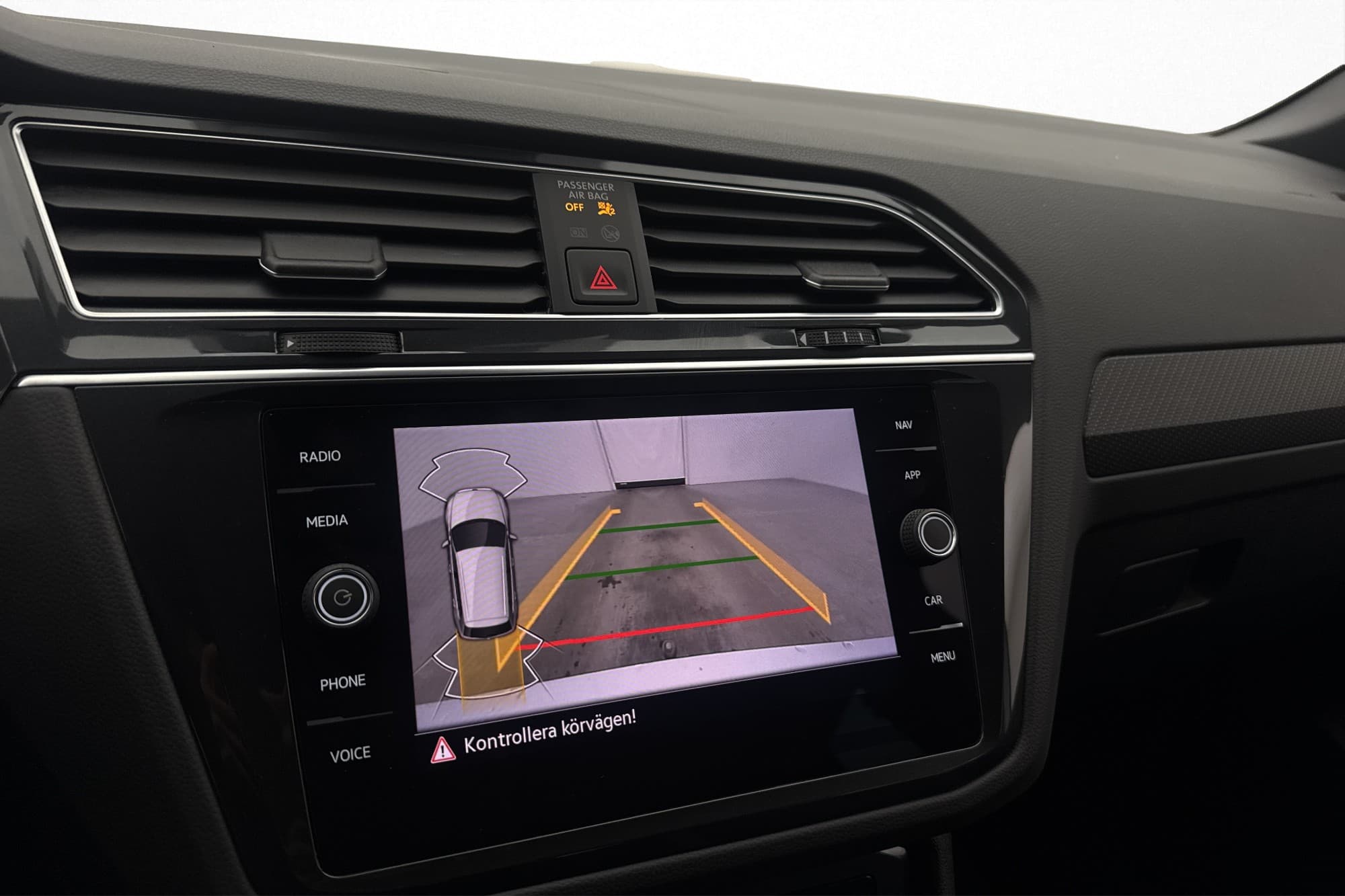 Volkswagen Tiguan 2.0 TSI 4M R-Line Cockpit P-Värm Drag Moms