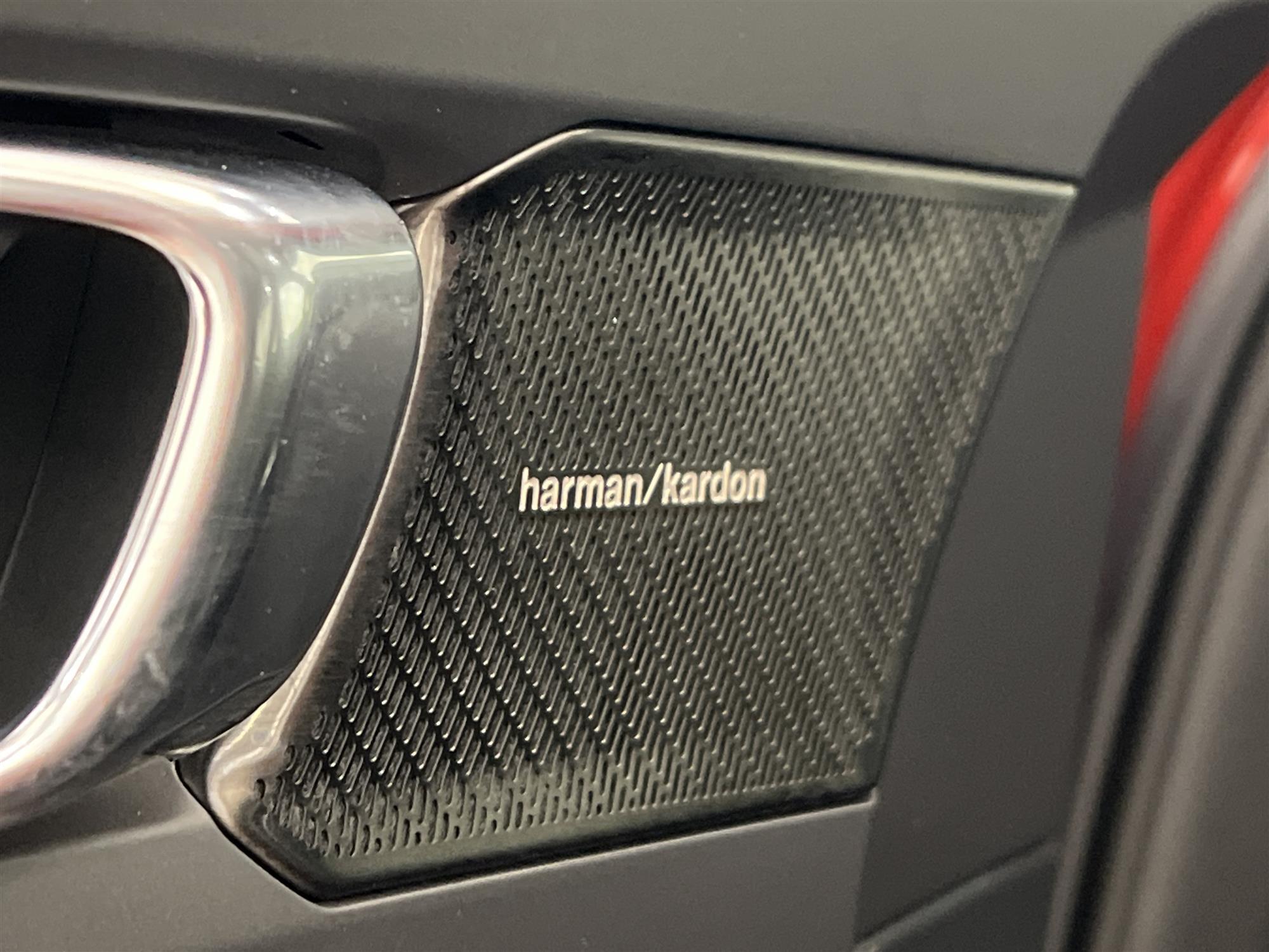 Volvo XC40 T5 AWD  R-Design Intro Edition Pano 360 Harman