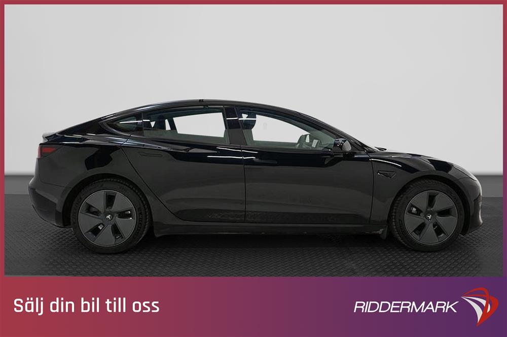 Tesla Model 3 Long Range AWD 440hk Svensksåld Premiumexteriör