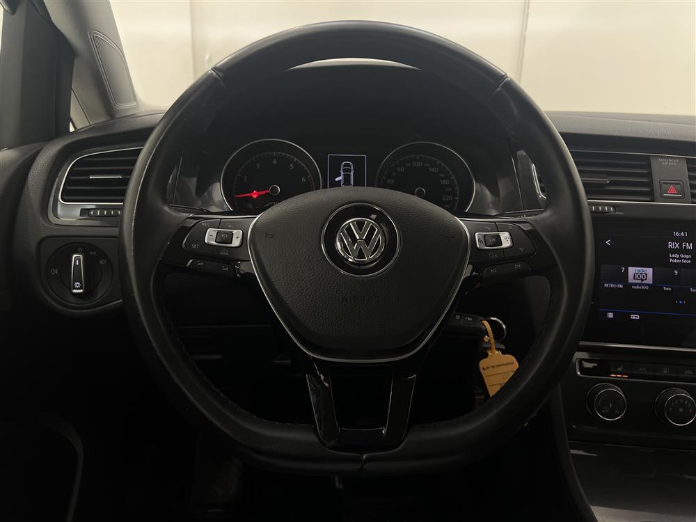 Volkswagen Golf 1.0 TSI 110hk Carplay Låg Skatt 0,48L/mil