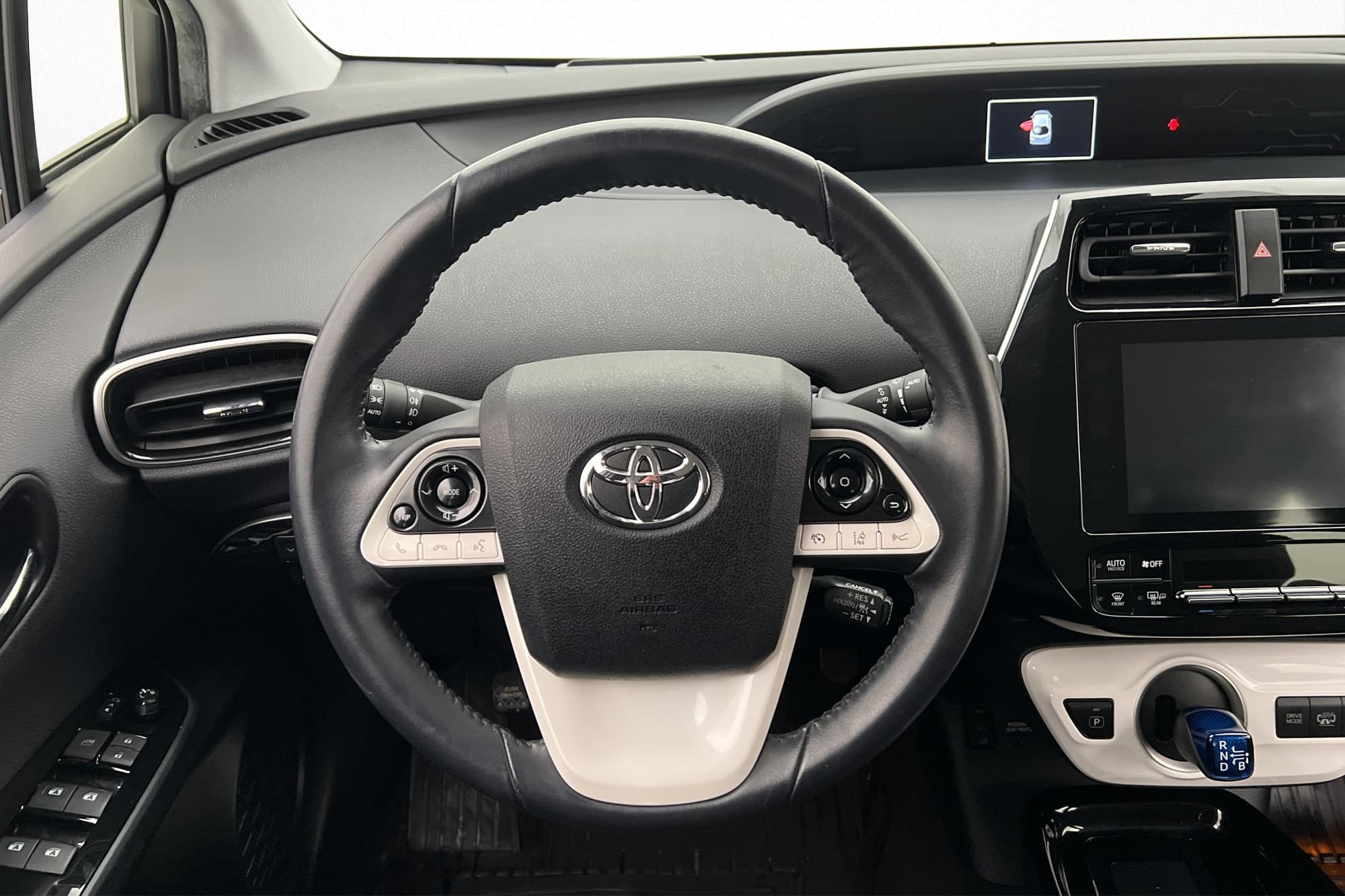 Toyota Prius Plug-in Hybrid 123hk En-Brukare HUD Kamera Navi