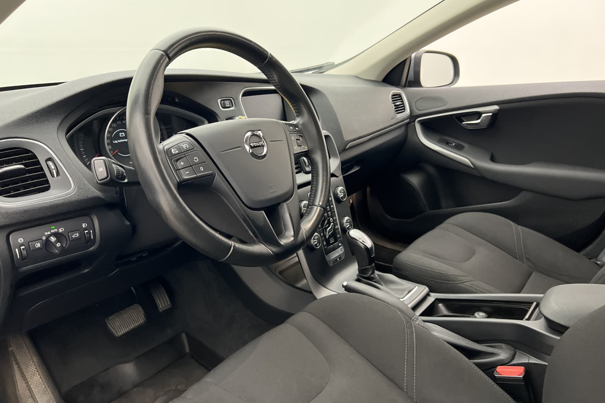 Volvo V40 D2 120hk VOC D-Värmare P-Sensorer 0.39l/Mil
