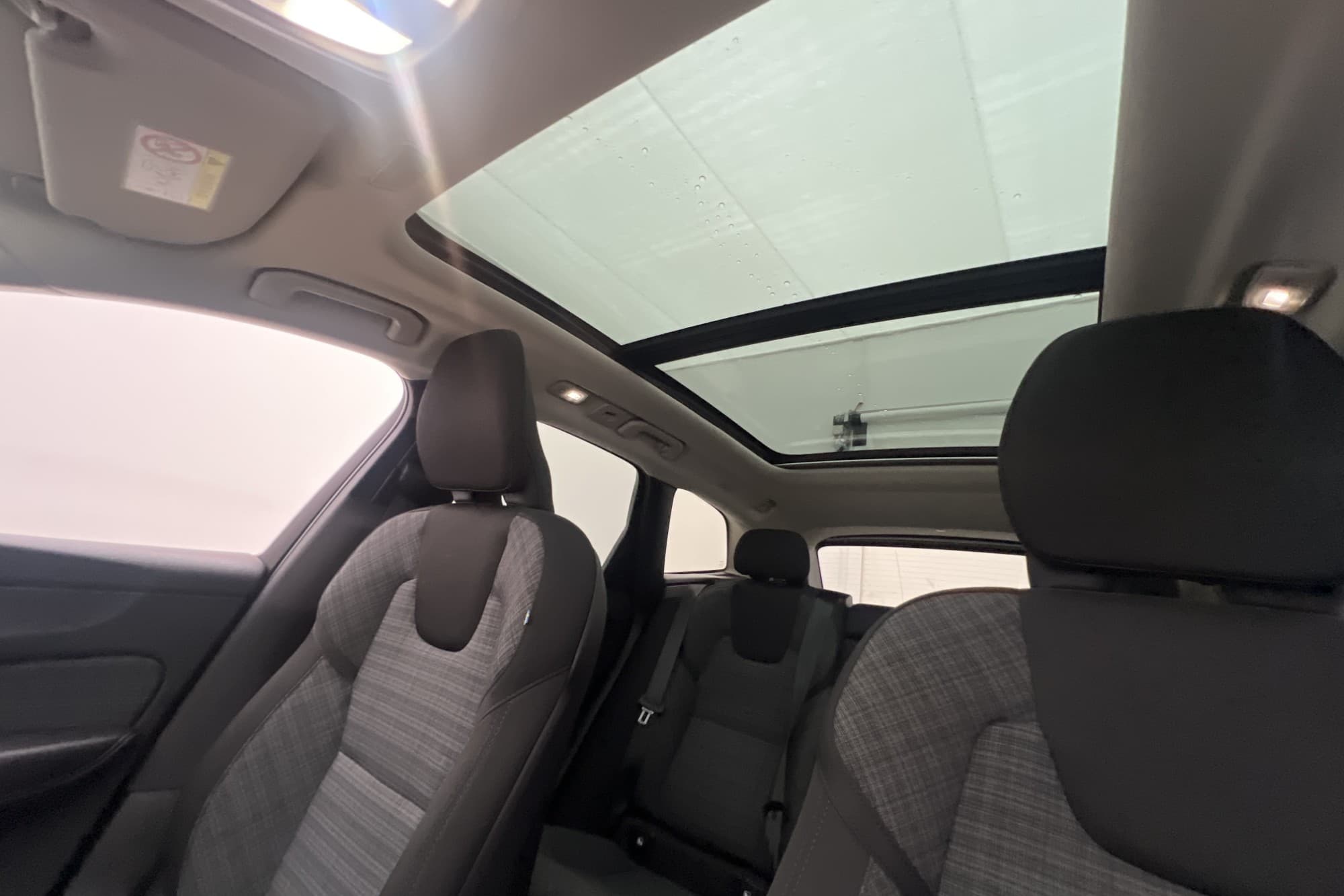 Volvo XC60 LongRange T6 AWD 350hk Värmare Pano Drag Kamera