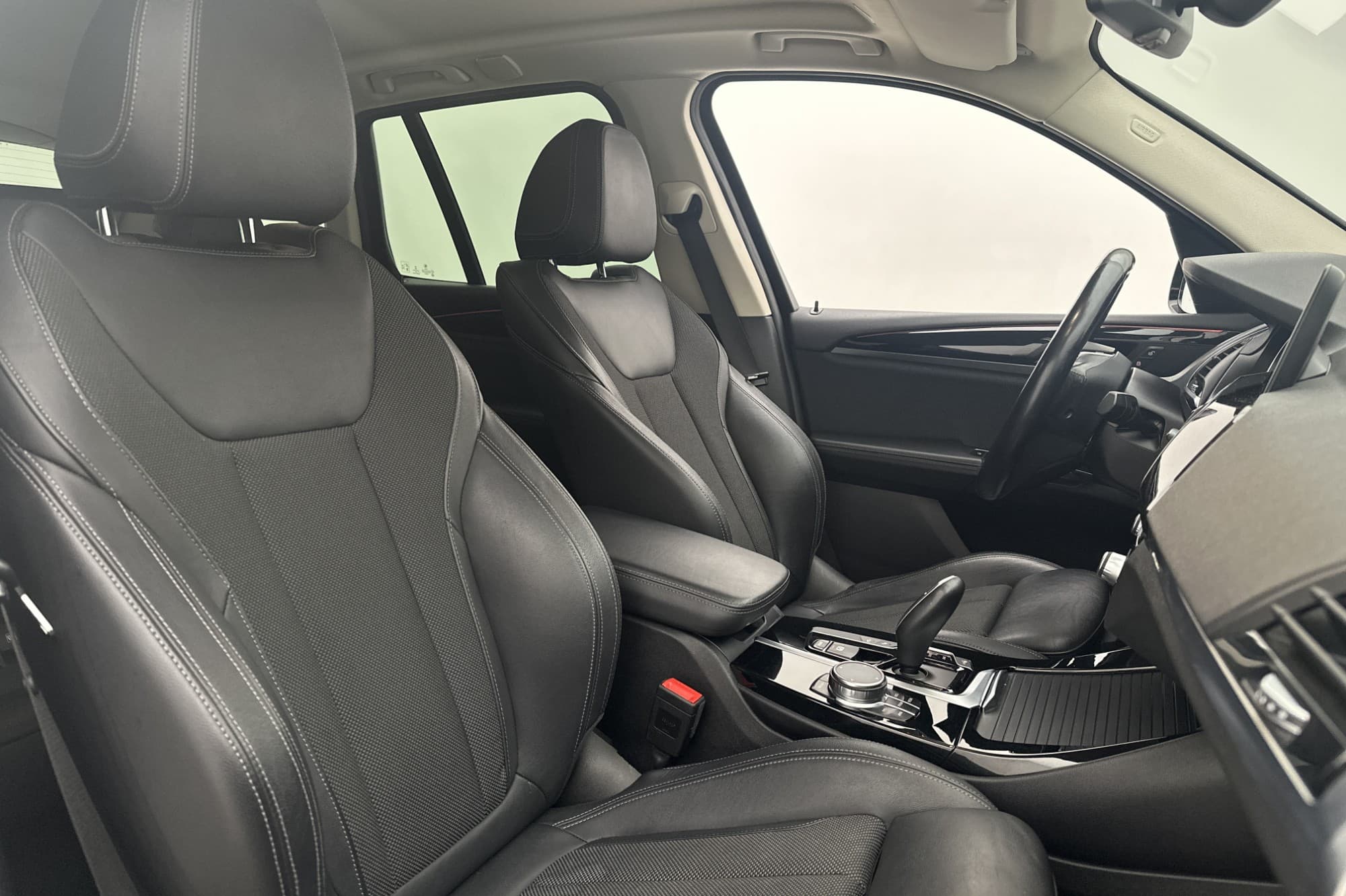 BMW X3 xDrive20d Xline Cockpit HiFi Navi Display-Key Drag