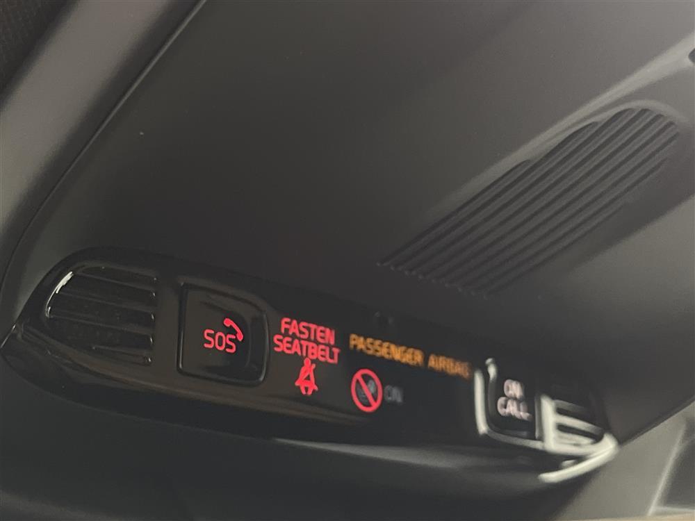 Volvo V90 Cross Country D4 AWD Pro Pano D-Värme VOC Skinninteriör