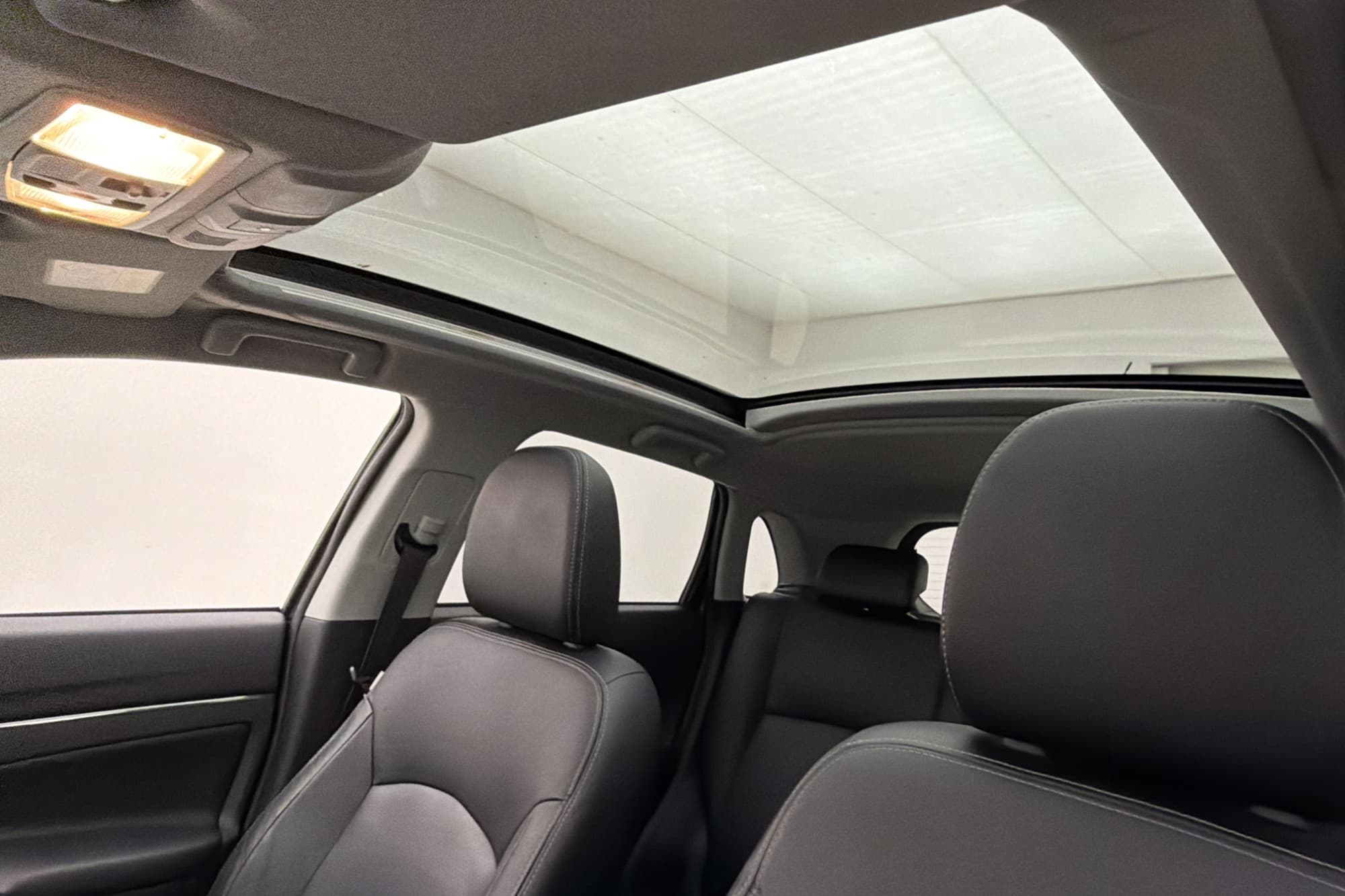 Mitsubishi ASX Business Pano M&K-Värmare Kamera Skinn