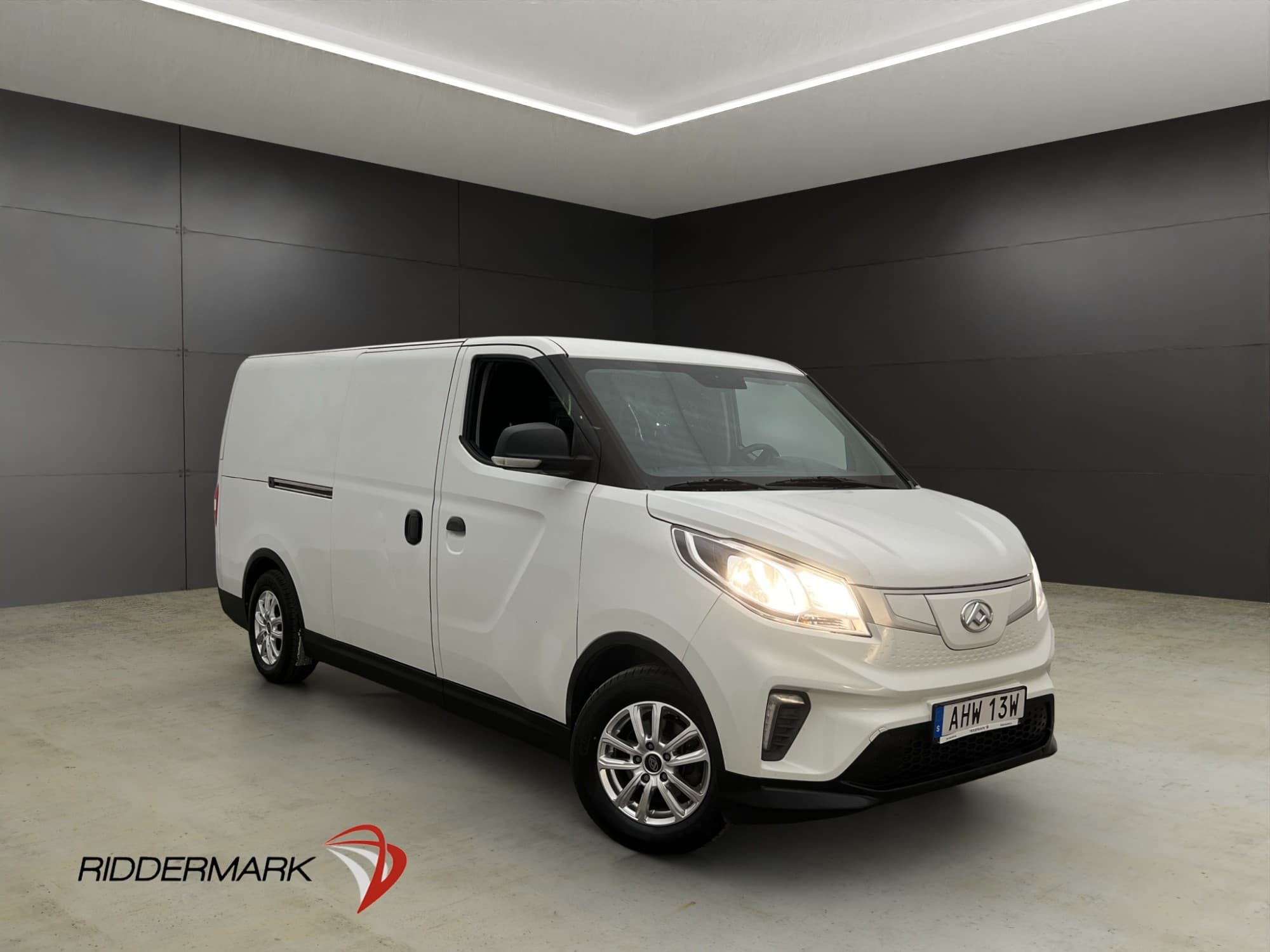 Maxus e-Deliver 3 LWB 52.5 kWh B-Kamera Farthållare Moms