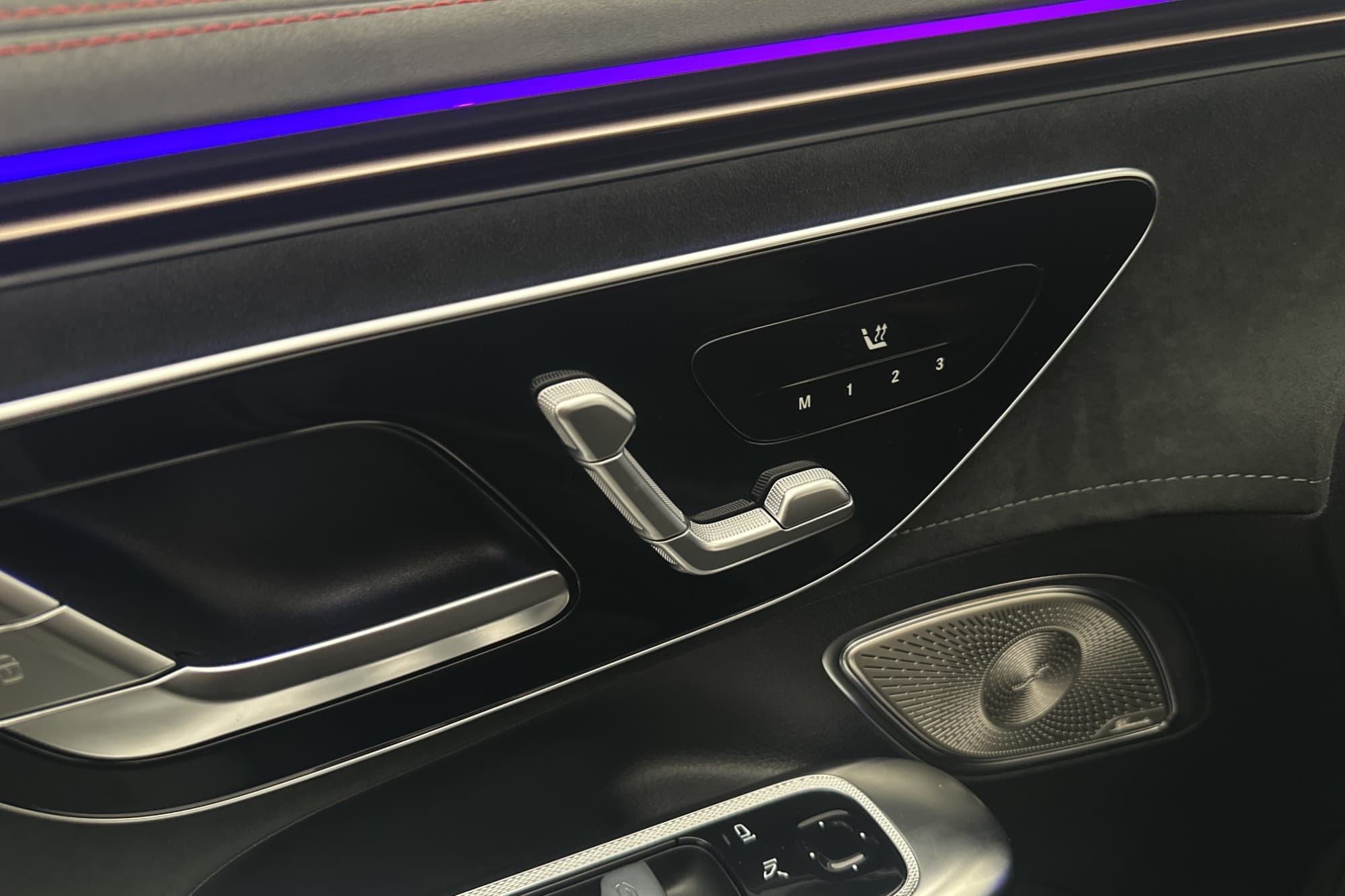 Mercedes-Benz EQE 300 89 kWh AMG Night Värmare Burm Dragkrok