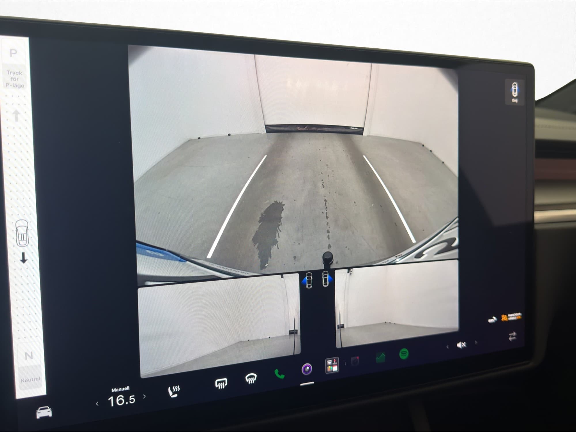 Tesla Model X Plaid 6 Sits Yoke Skärm-bak Drag MOMS