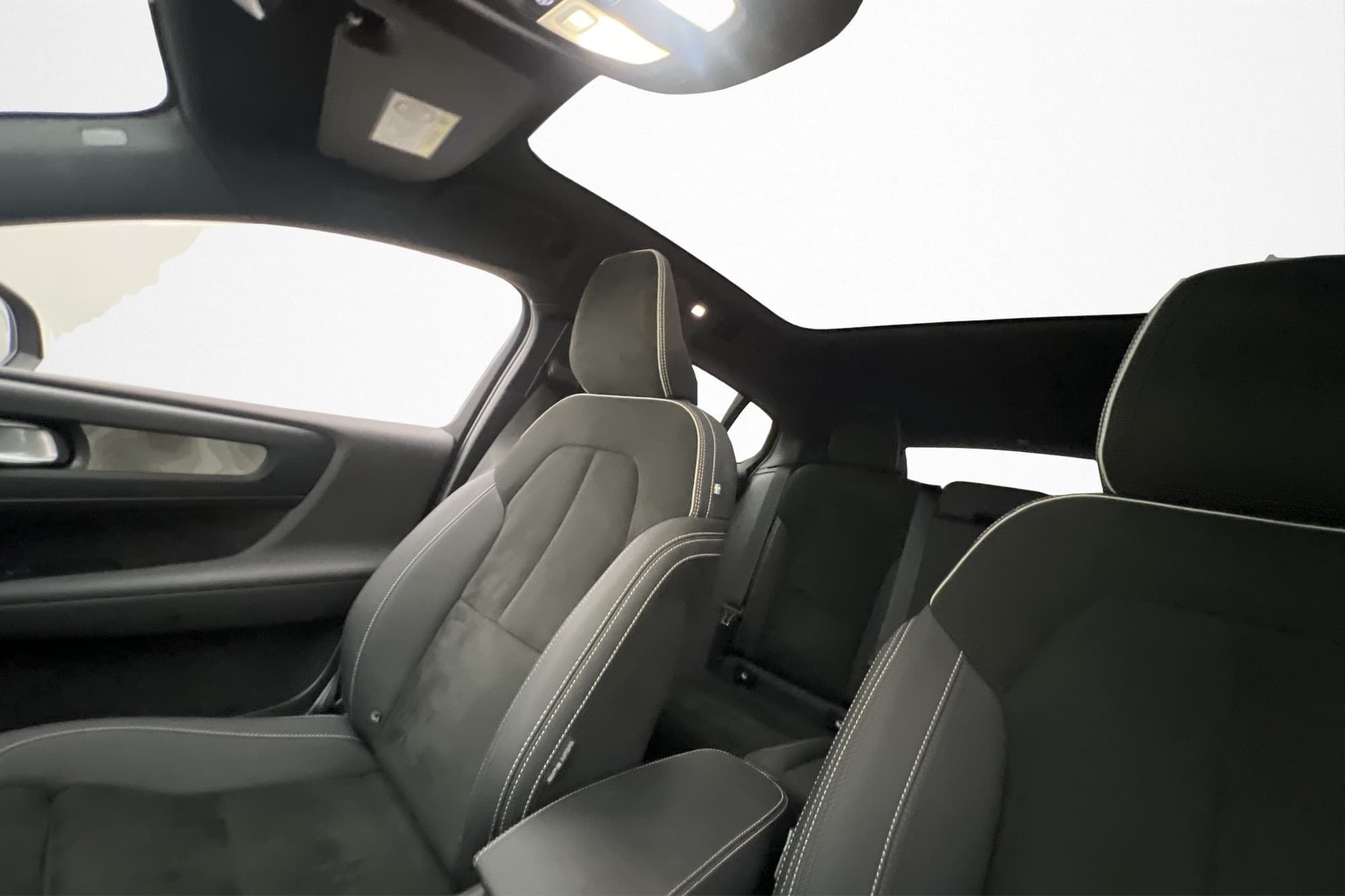 Volvo C40 Recharge Single Motor Ultimate Pano Drag H/K MOMS