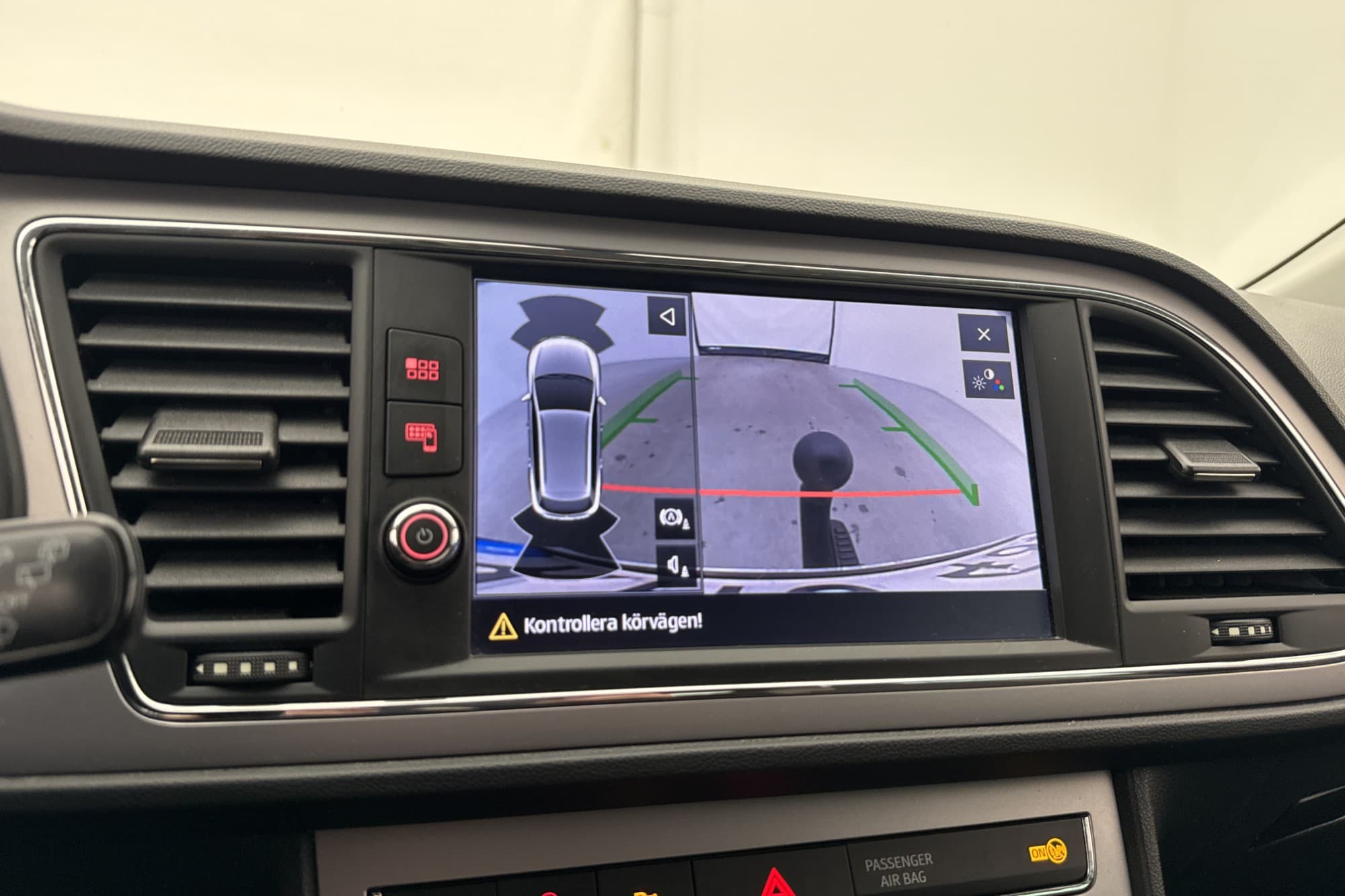 SEAT Leon X-Perience 1.4 Drag Kamera Navi CarPlay Ambient