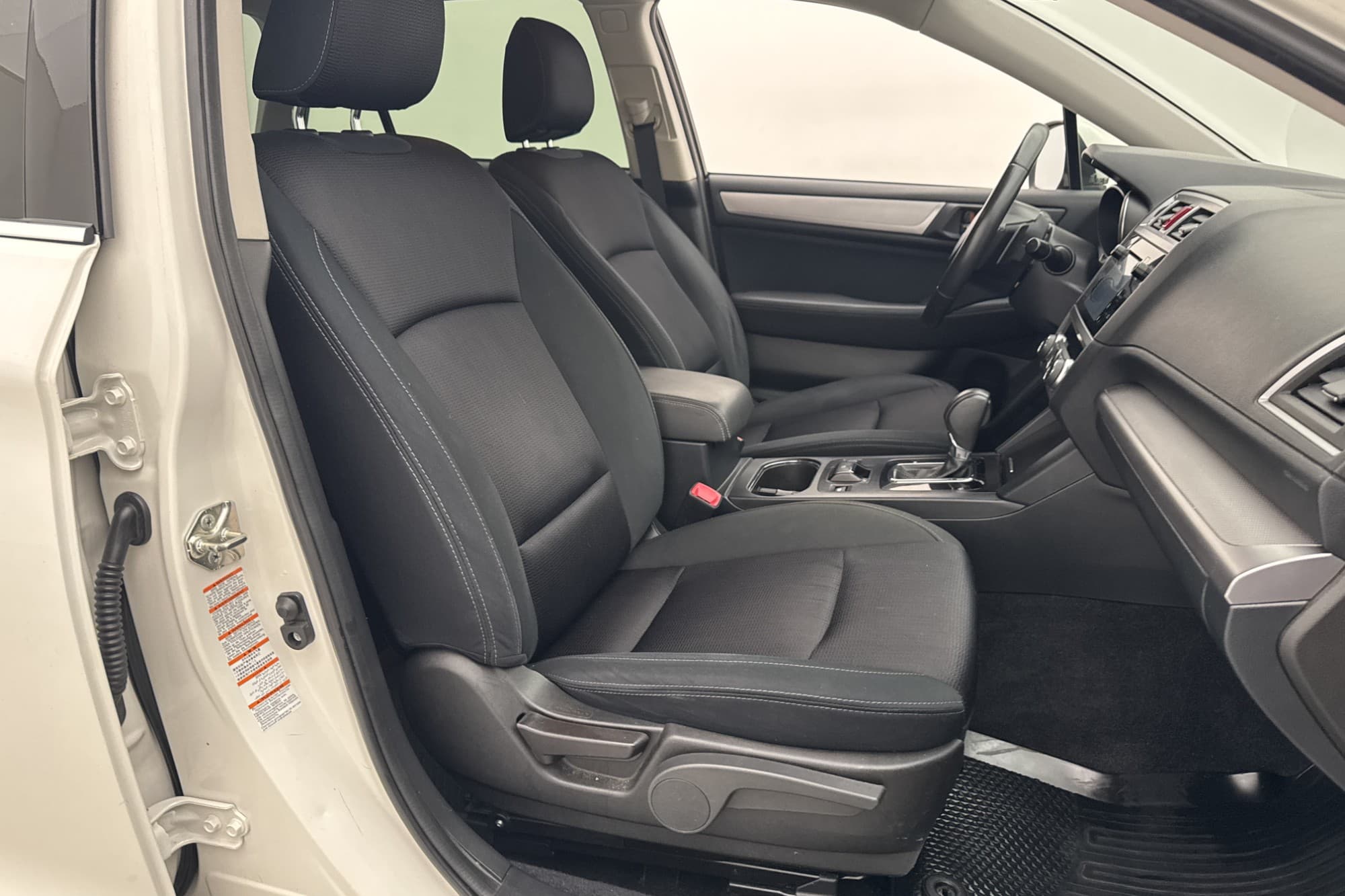 Subaru Outback 2.0 4WD 150hk Kamera Adpativ-Fart Keyless
