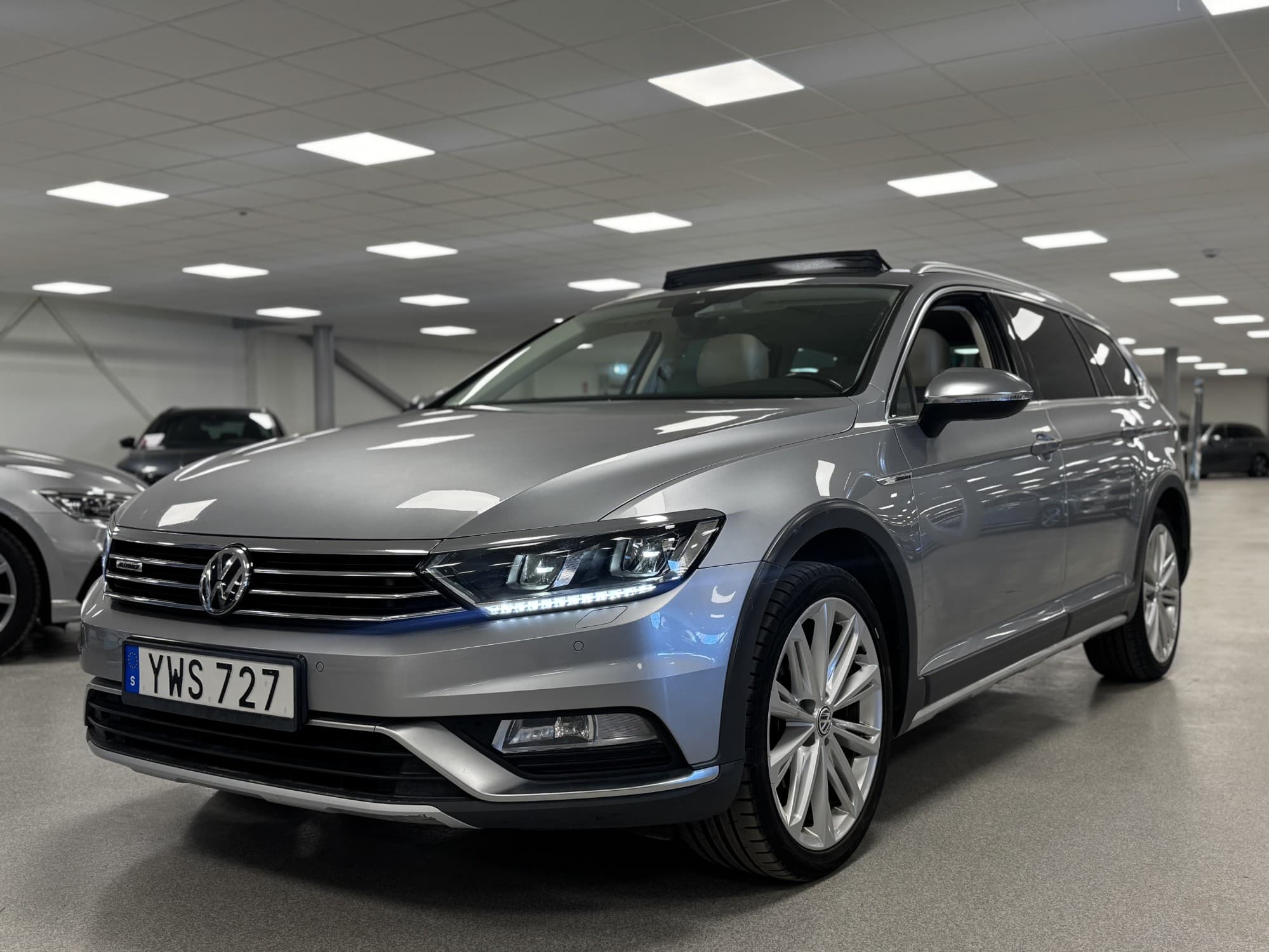 Volkswagen Passat Alltrack TDI 4M 190hk Pano Cockpit Drag