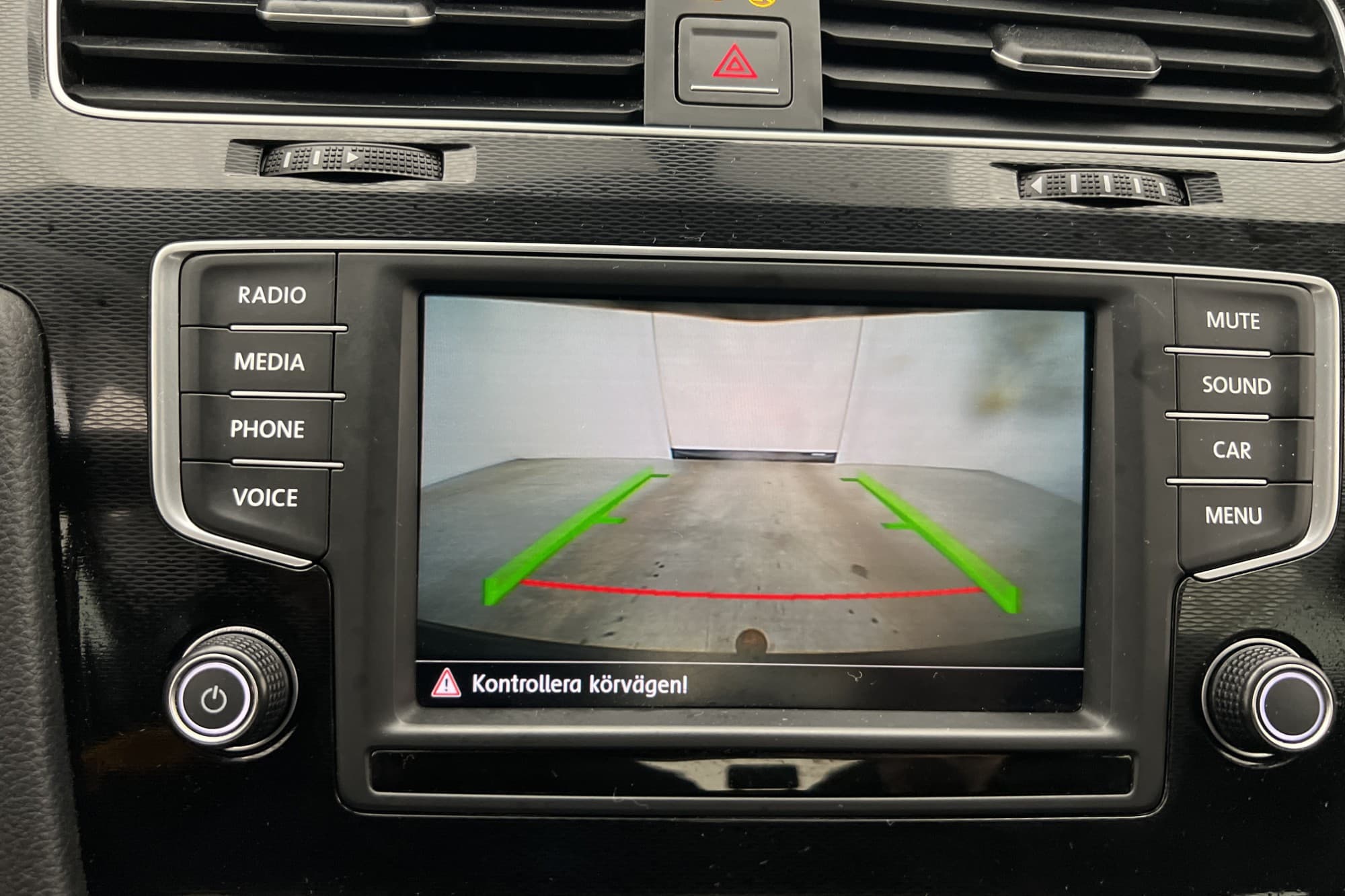 Volkswagen Golf GTE 204hk Dragkrok Kamera CarPlay Två-bruk