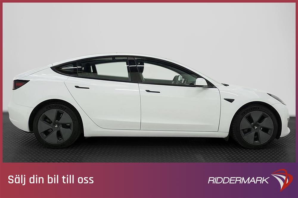 Tesla Model 3 Long Range AWD 440hk Svensksåld Premium