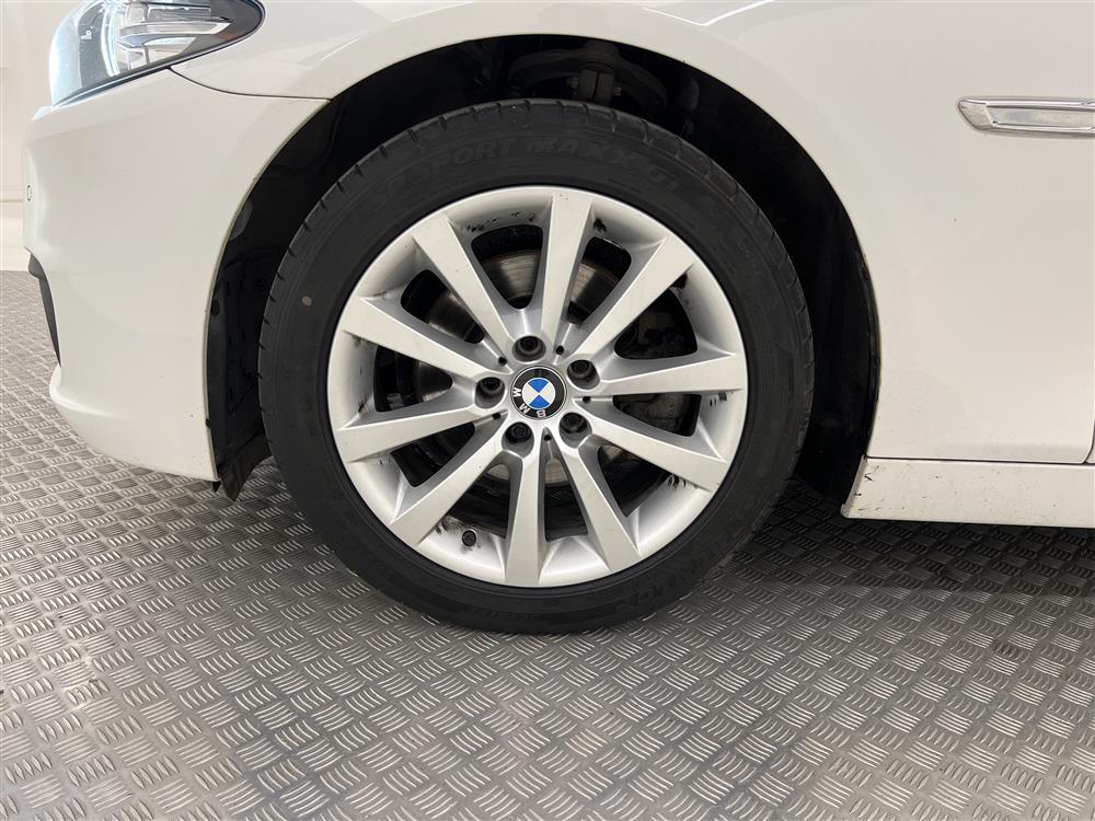 BMW 520d xDrive 190hk Välservad Elbagage PDC 0,51l/milinteriör