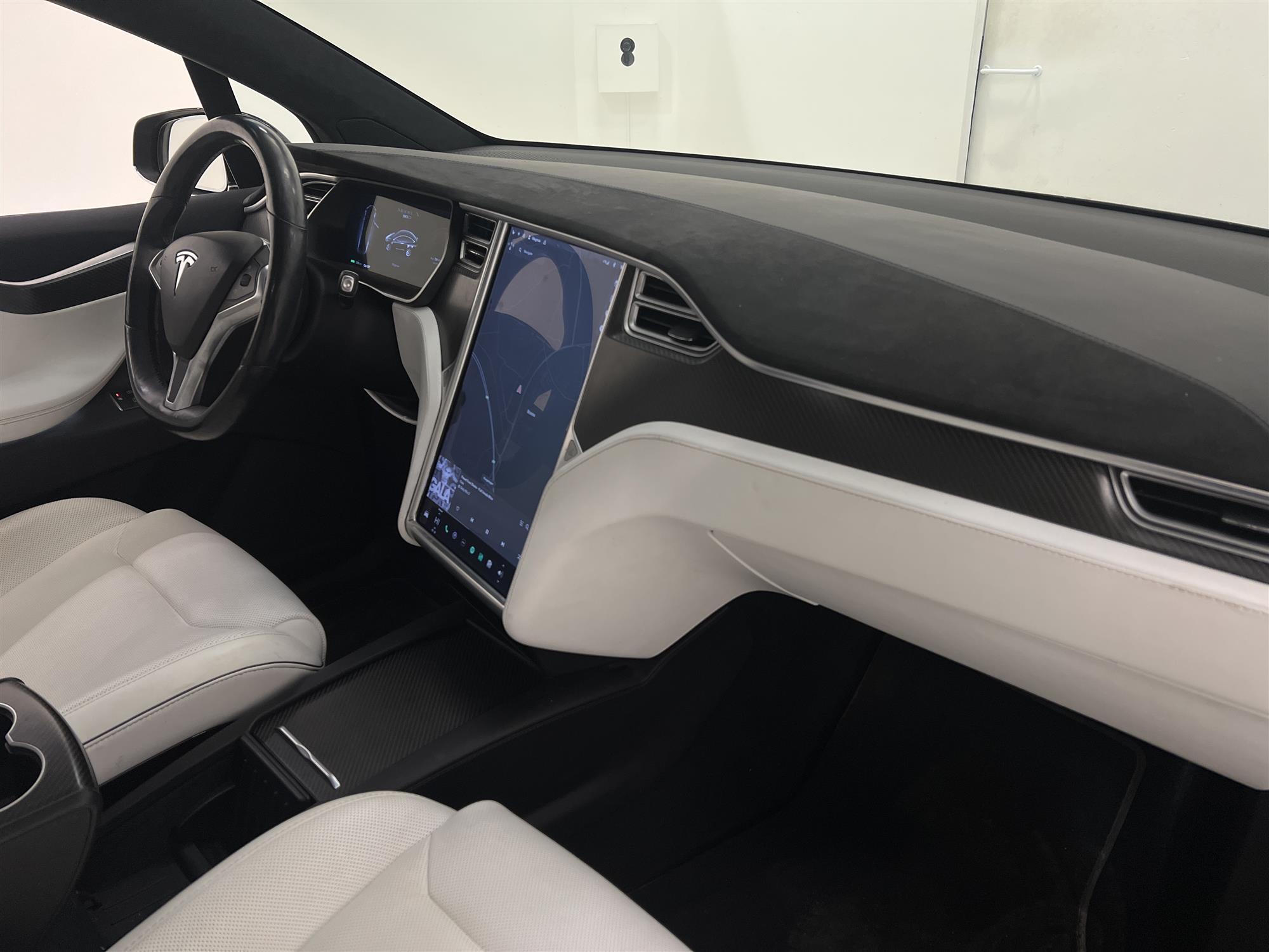 Tesla Model X 90D AWD 423hk 6Sits FRI SUPERCHARGE Drag Moms interiör