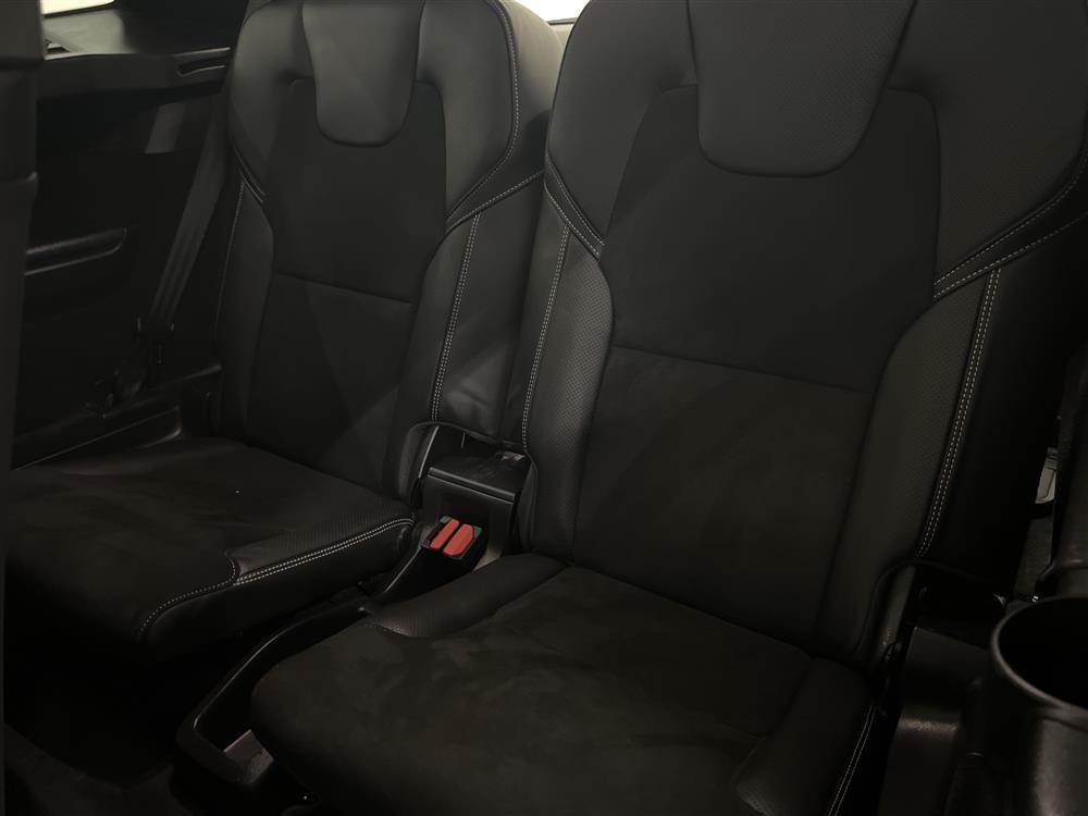 Volvo XC90 B5 AWD R-Design Pano HUD GPS H&K 7-sits 0,56l/mil