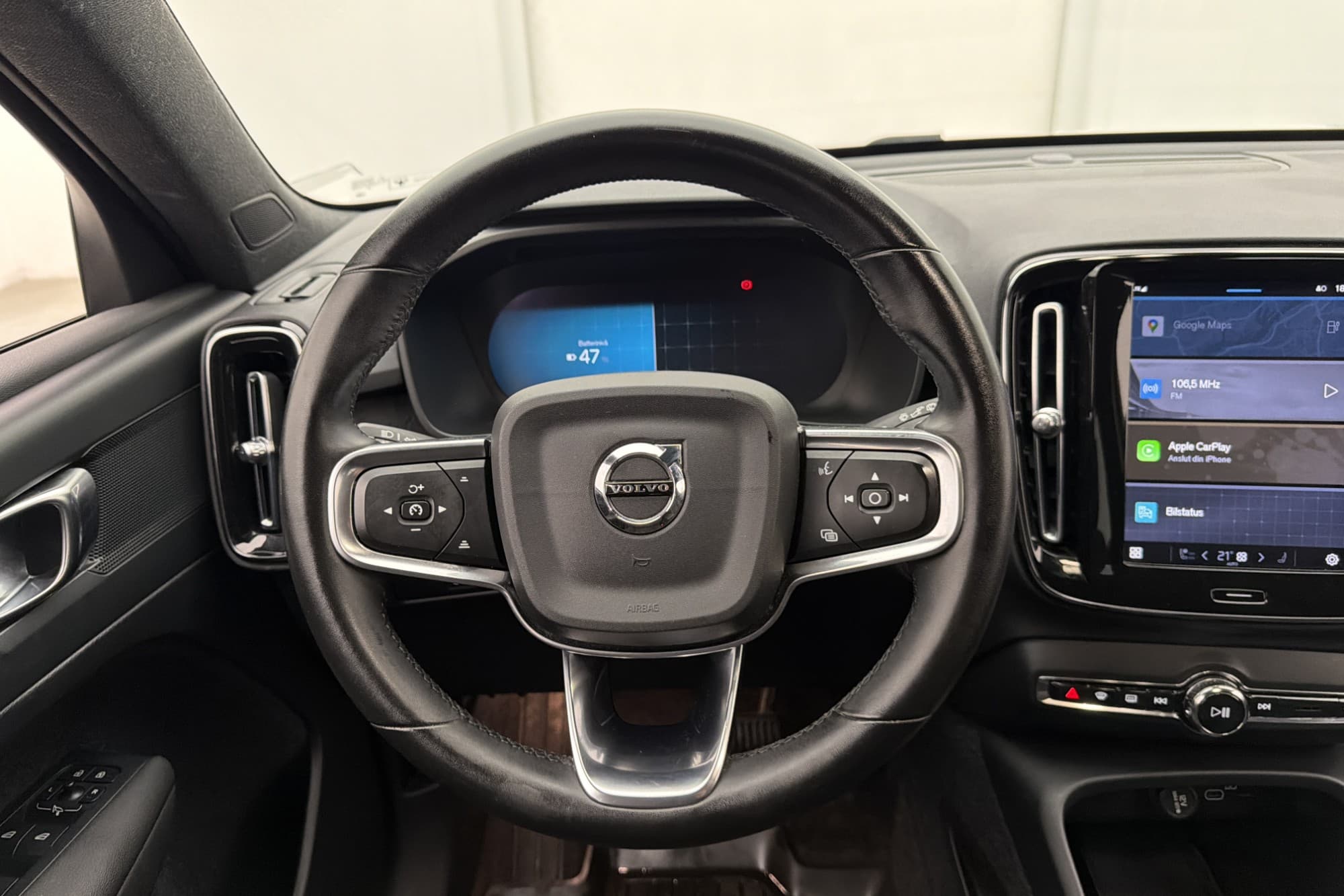 Volvo XC40 Recharge Single Motor 231hk Core Värm Kamera MOMS