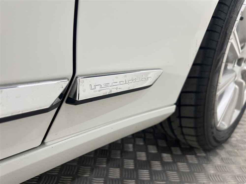 Volvo V90 D4 190hk AWD Inscription Pano Skinn HEMLEVERANS!interiör
