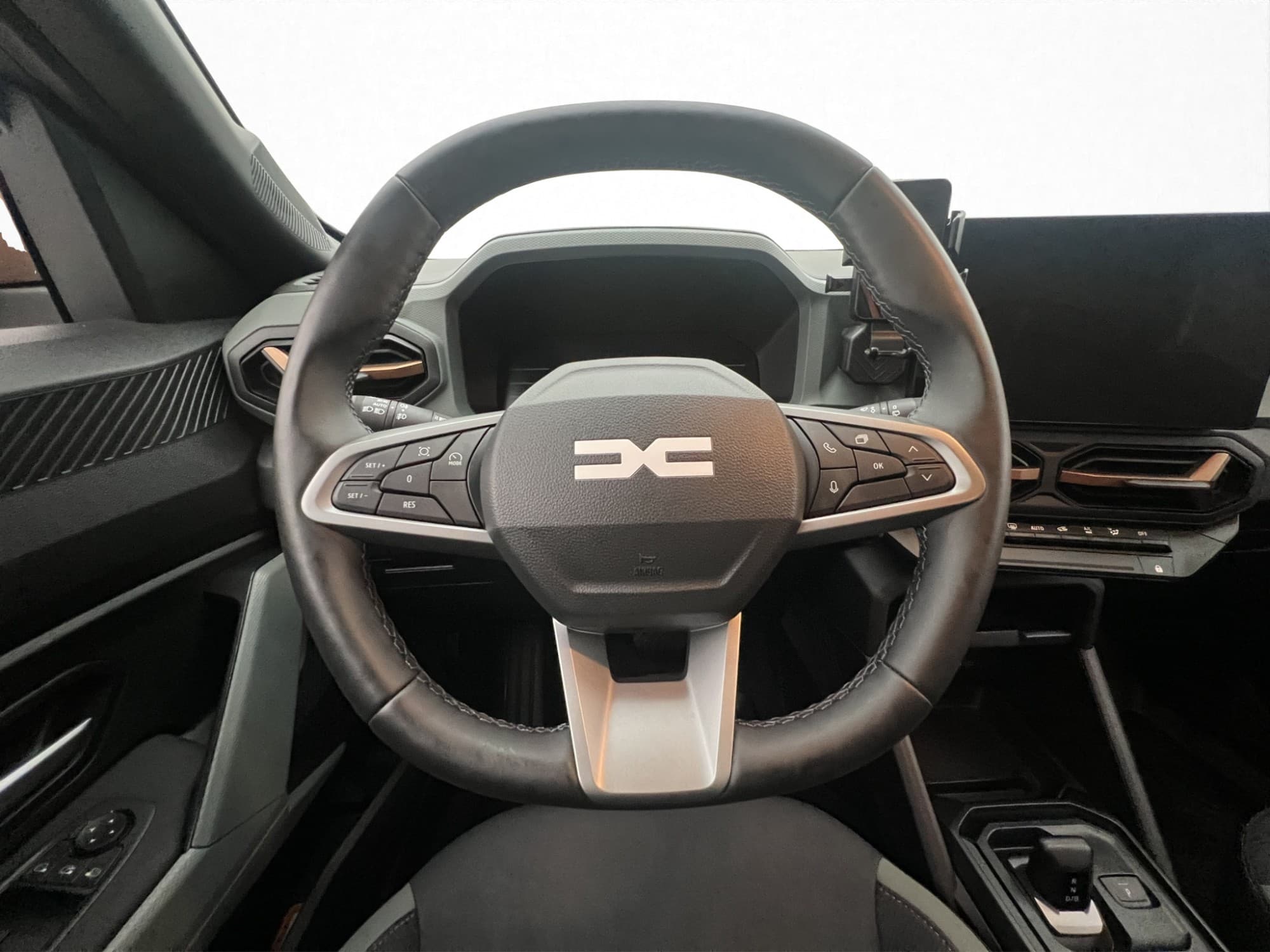 Dacia Duster HYBRID 140 B-Kamera Carplay Farthållare