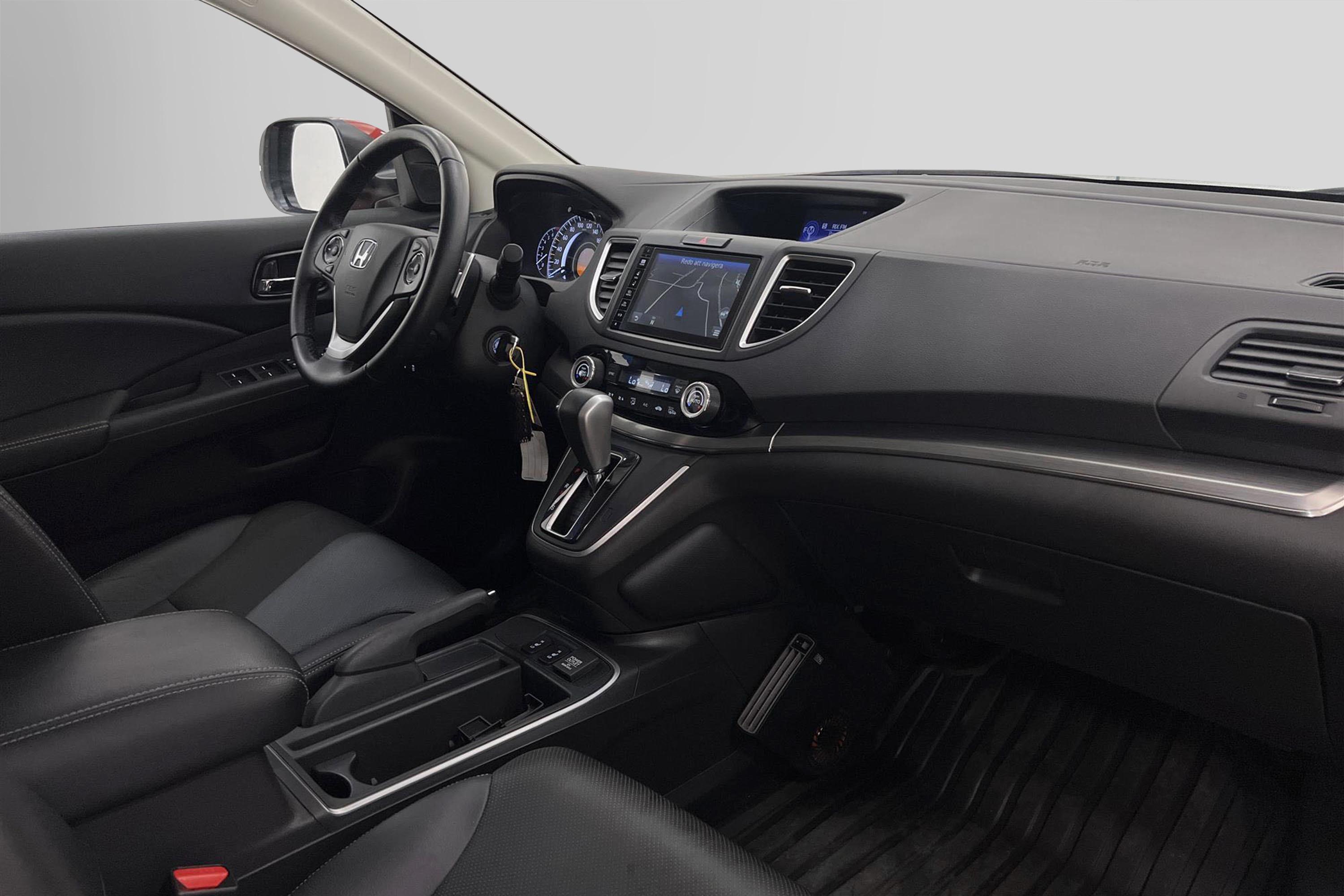 Honda CR-V 2.0 4WD 155hk Navi M&K-Värm B-Kam Drag Nyservad