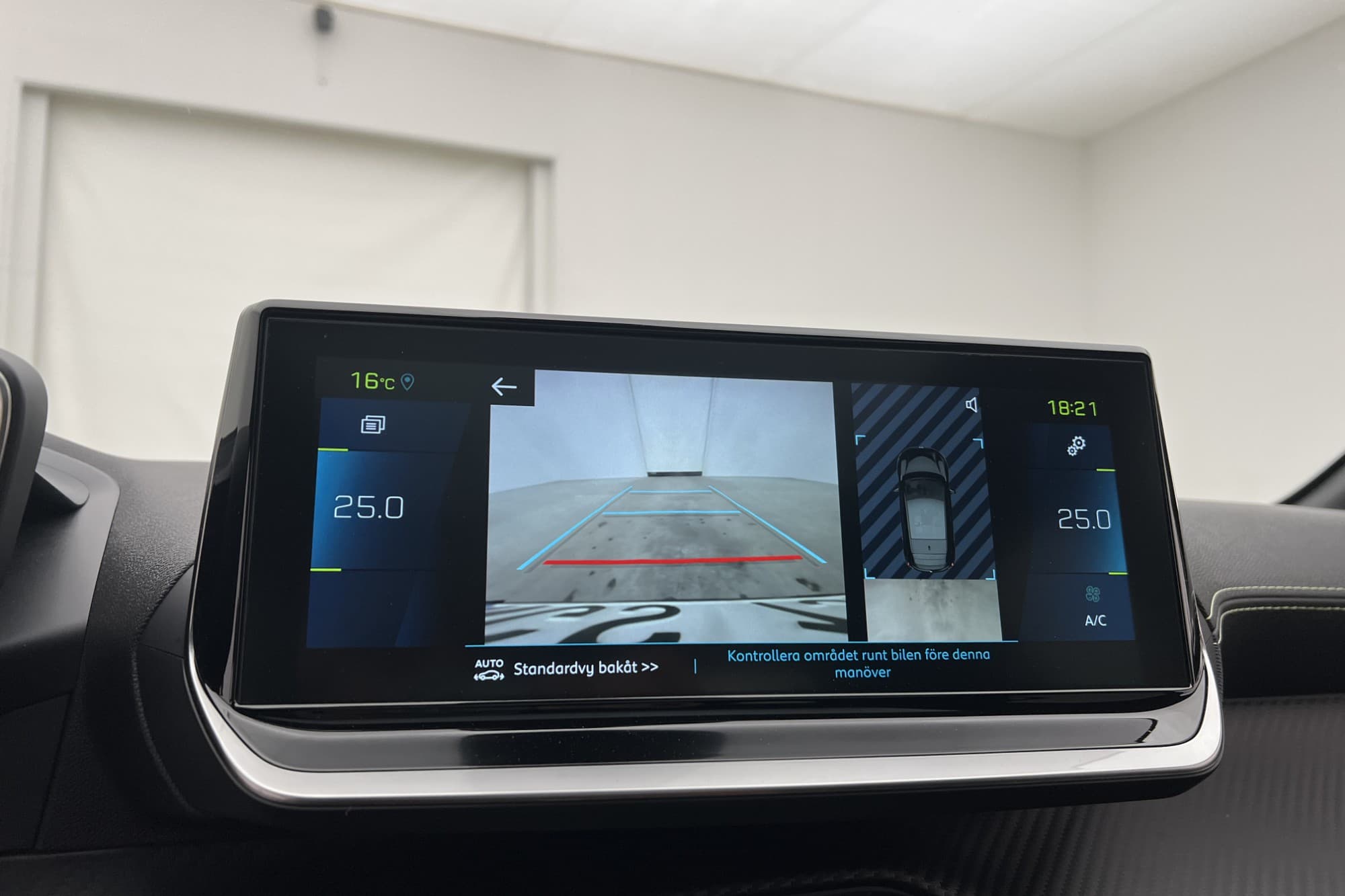 Peugeot E-208 136hk GT-Pack 50 kWh Pano Kamera Navi CarPlay