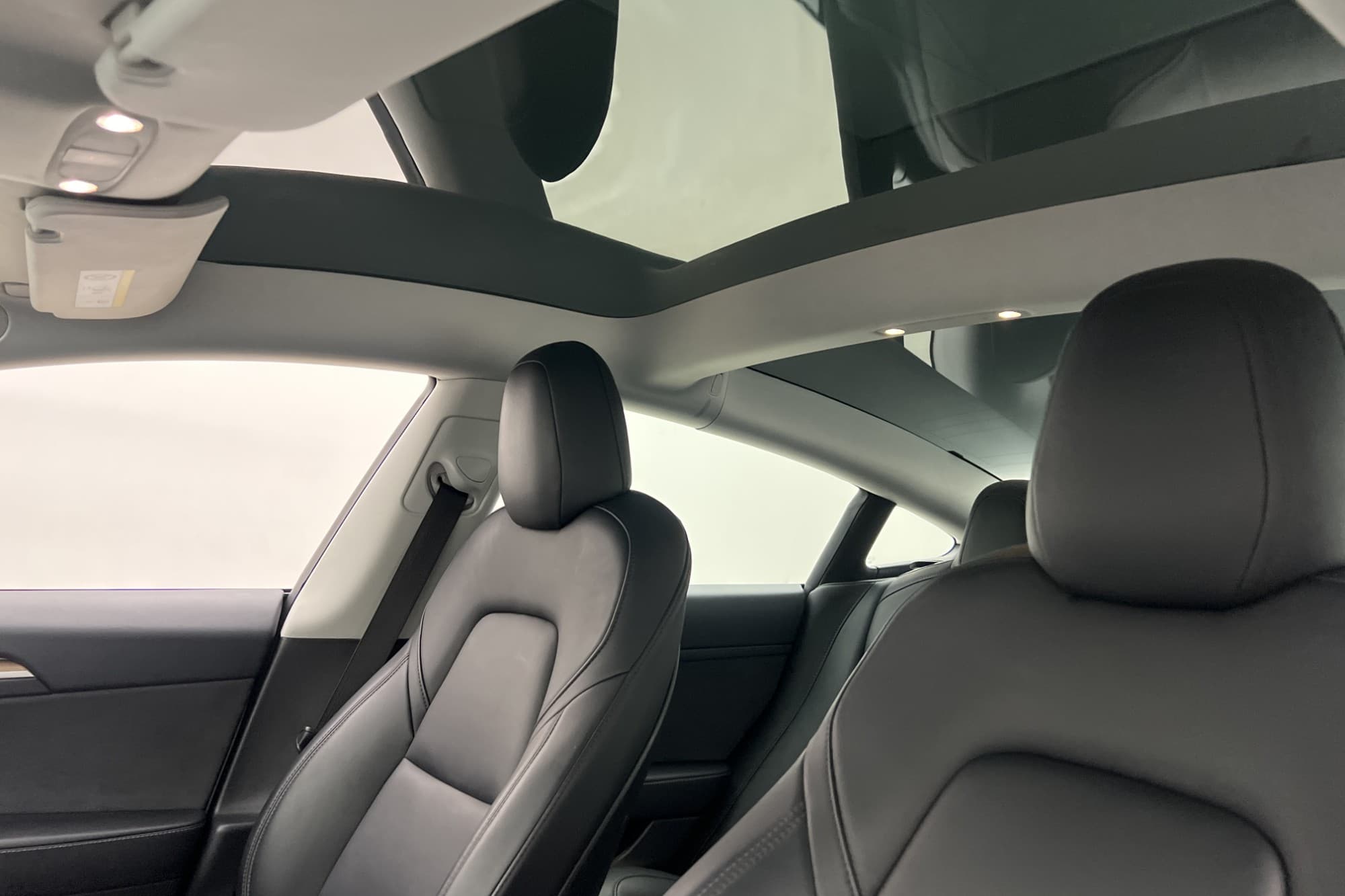 Tesla Model 3 Long Range AWD Uppgraderad AP Dragkrok Sv.Såld